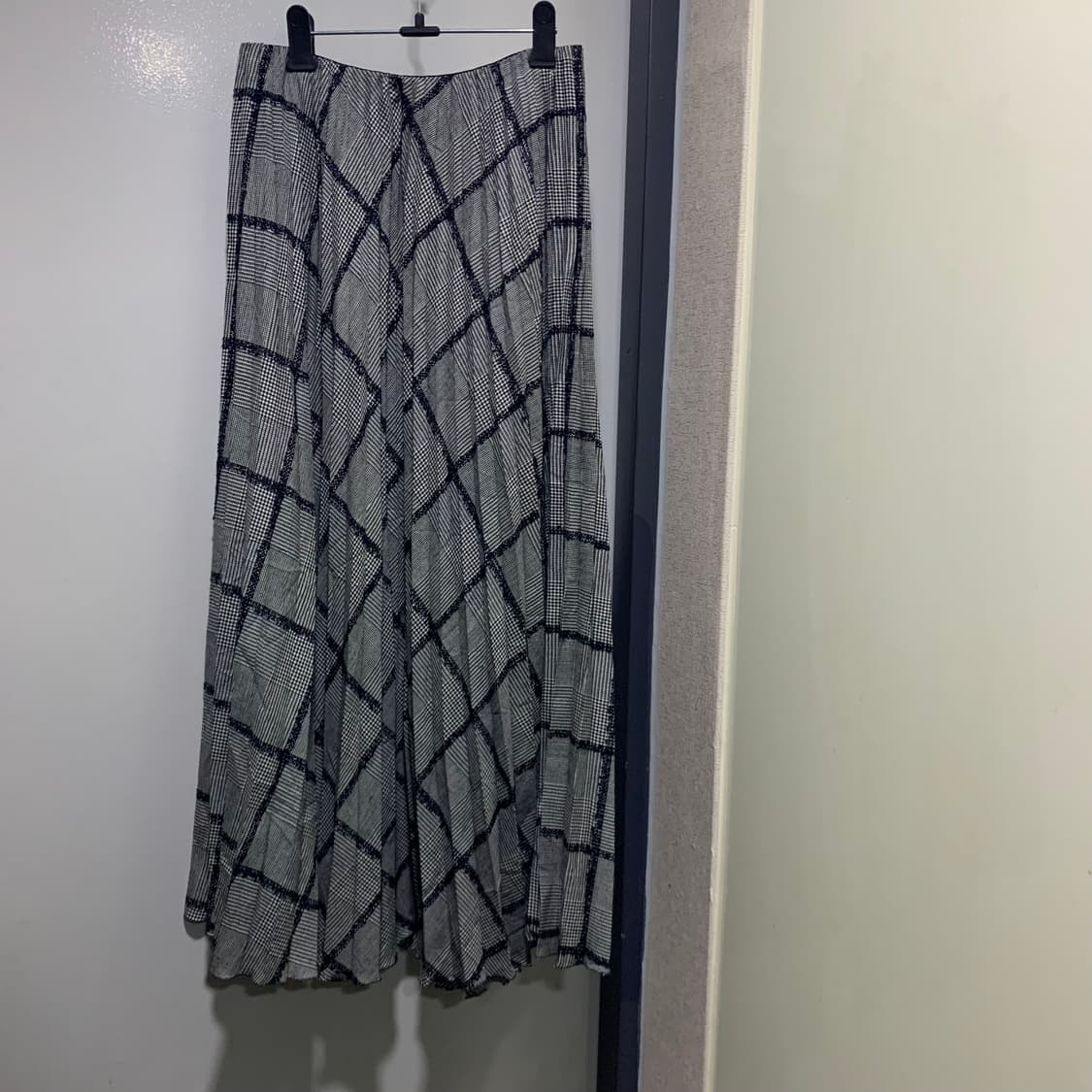 Demi luxe beams 빔즈 체크 플리츠 롱 스커트 상품이미지1