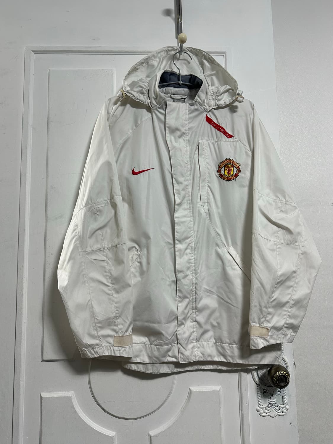 나이키 맨유 바람막이 상품이미지1