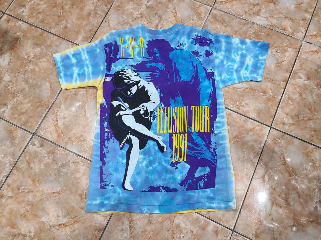건즈앤로지스 1991  ILLUSION TOUR  빈티지티셔츠 상품이미지2