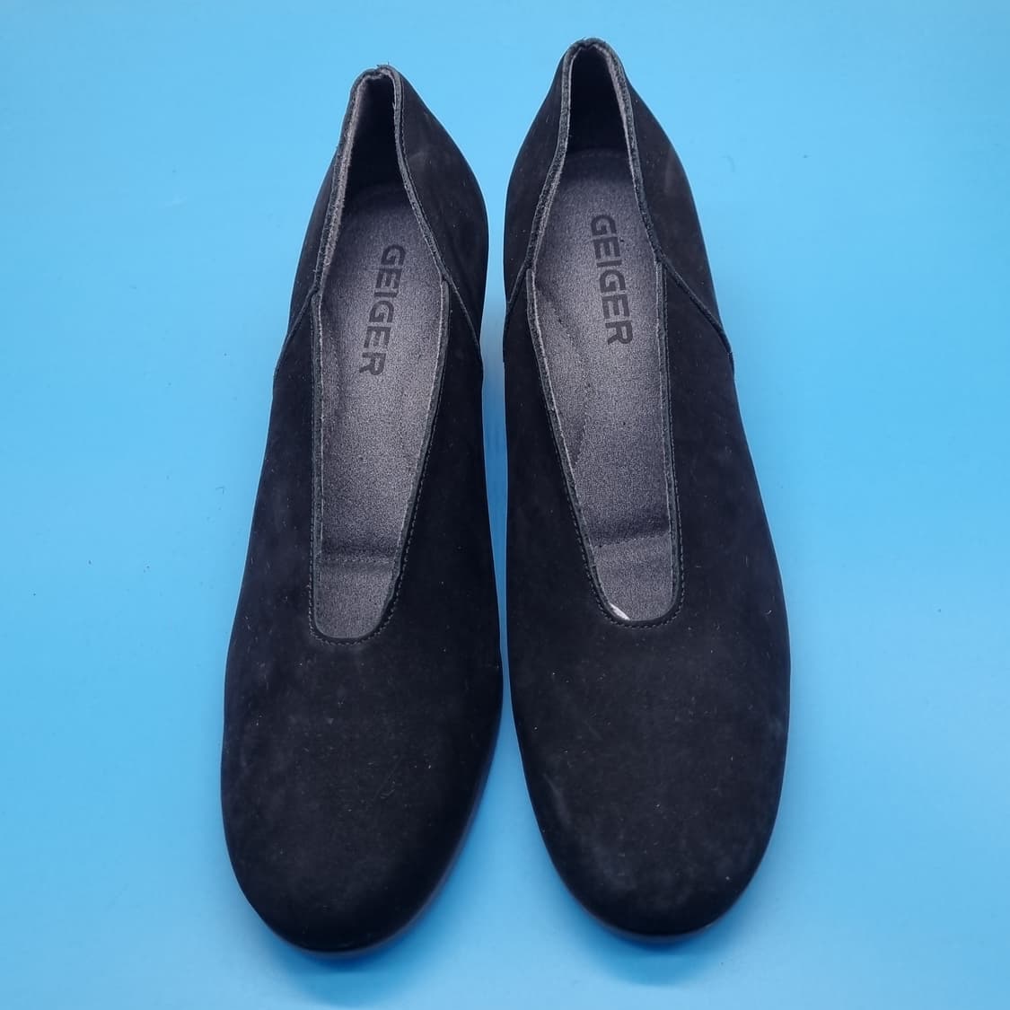 가이거 스웨이드 펌프스 240 굽5.5 상품이미지2