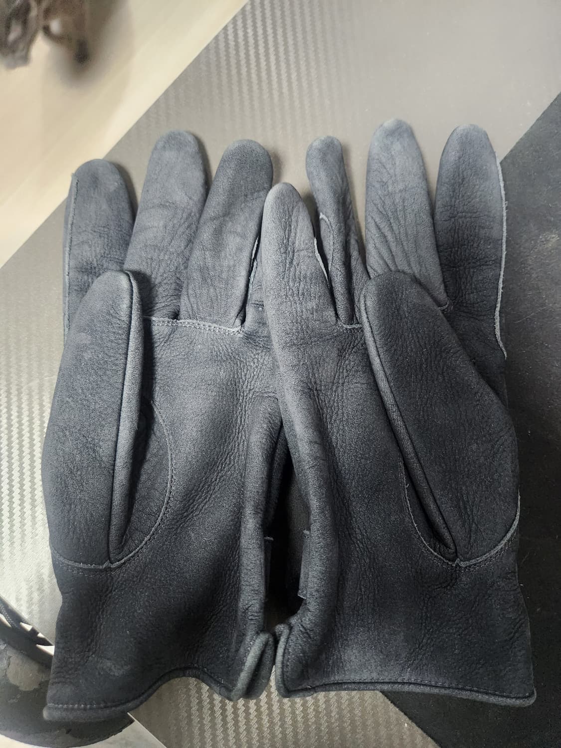 텐더로인 TENDERLOIN 누벅가죽장갑 상품이미지3