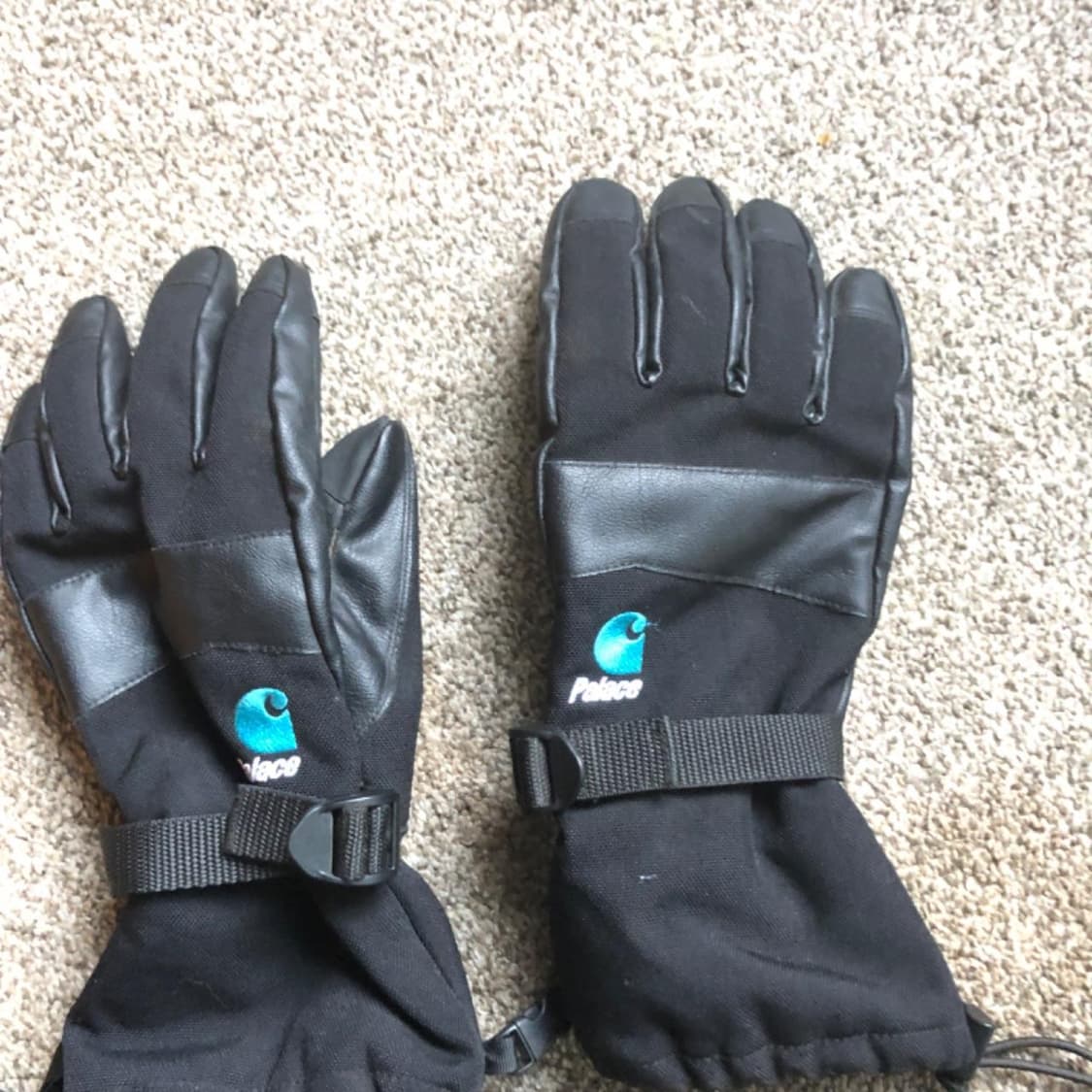 팔라스 x 칼하트 WIP 듀티 글러브 블랙 상품이미지1