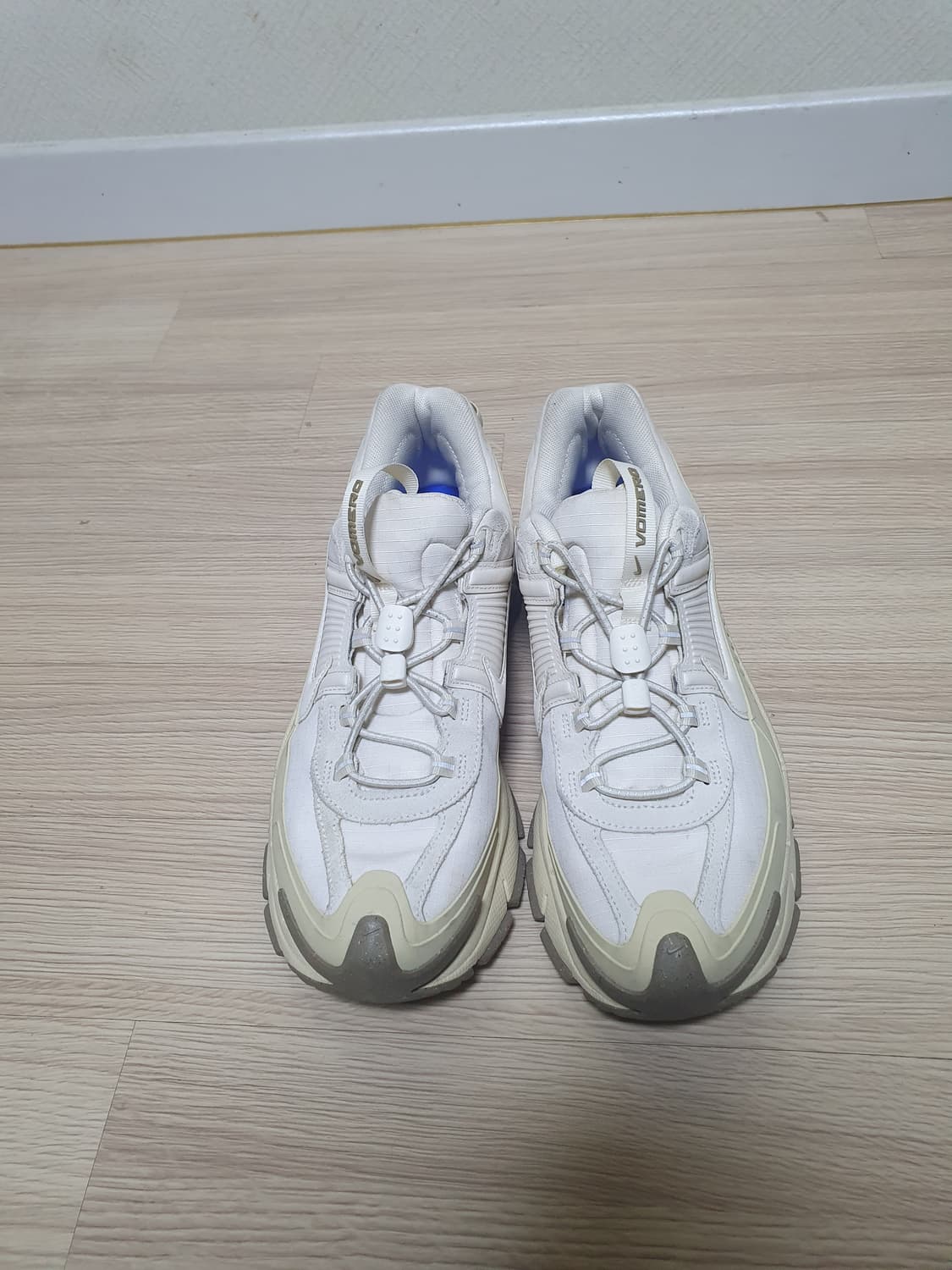 나이키 줌 보메로 롬 서밋 운동화 270 상품이미지3