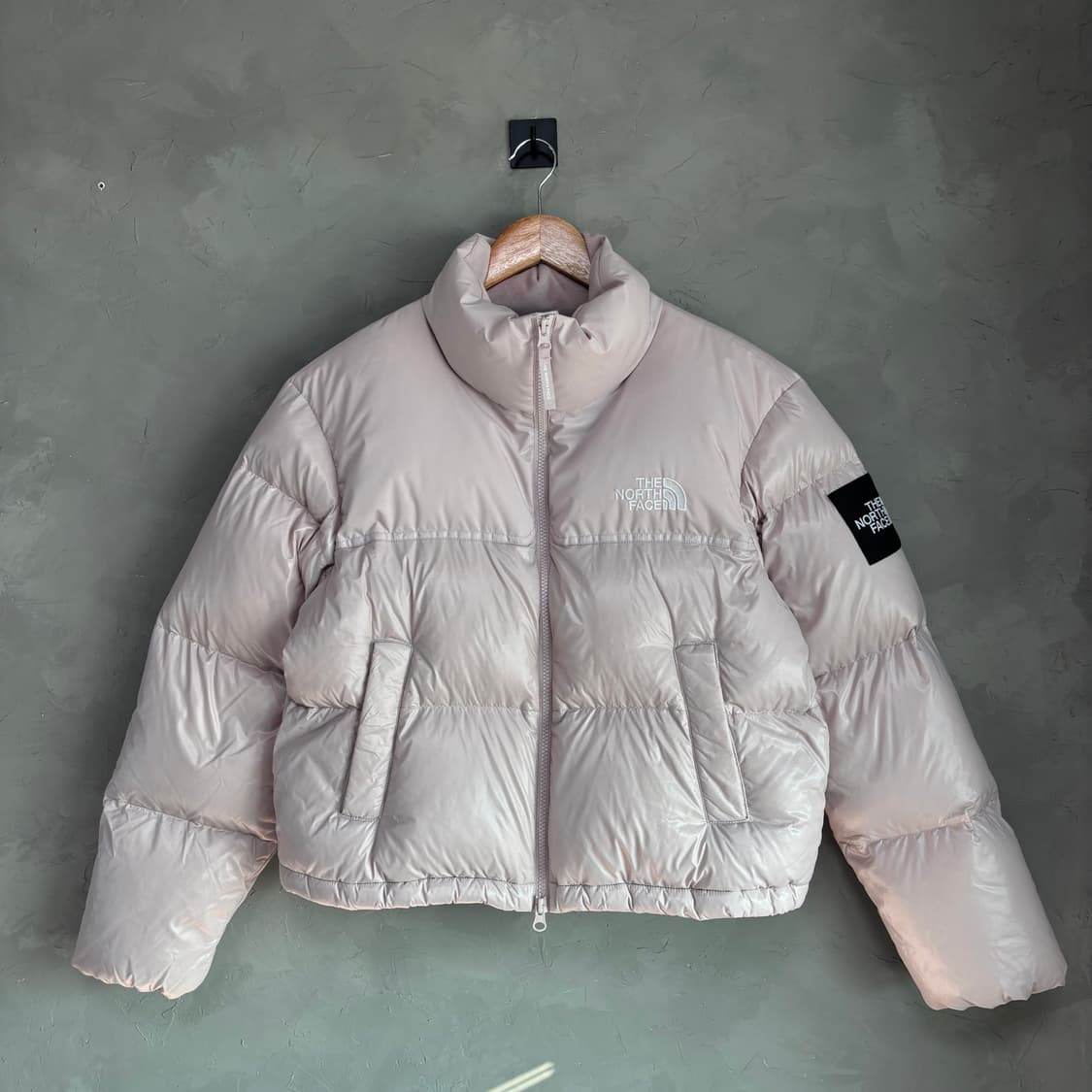 노스페이스 화이트라벨 노벨티 눕시 구스다운 패딩 라이트핑크 상품이미지1