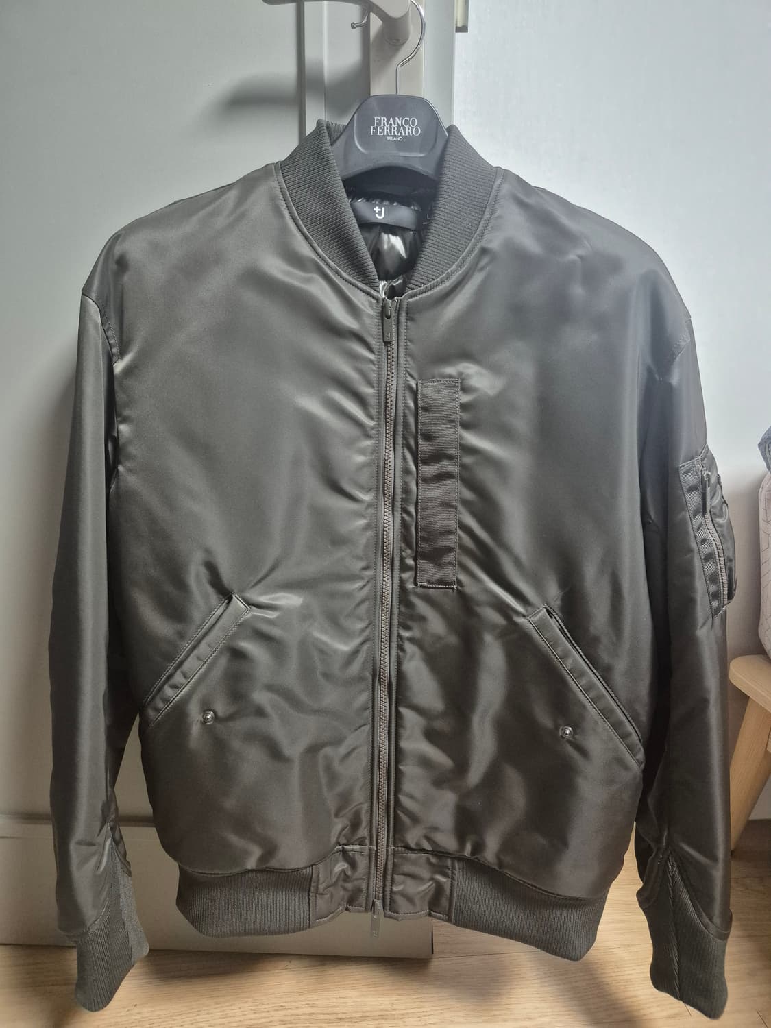 유니클로x질샌더 MA-1 판매합니다 상품이미지1