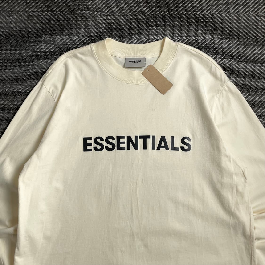 피어오브갓 에센셜 빅로고 박시핏 롱슬리브y 4719 상품이미지5