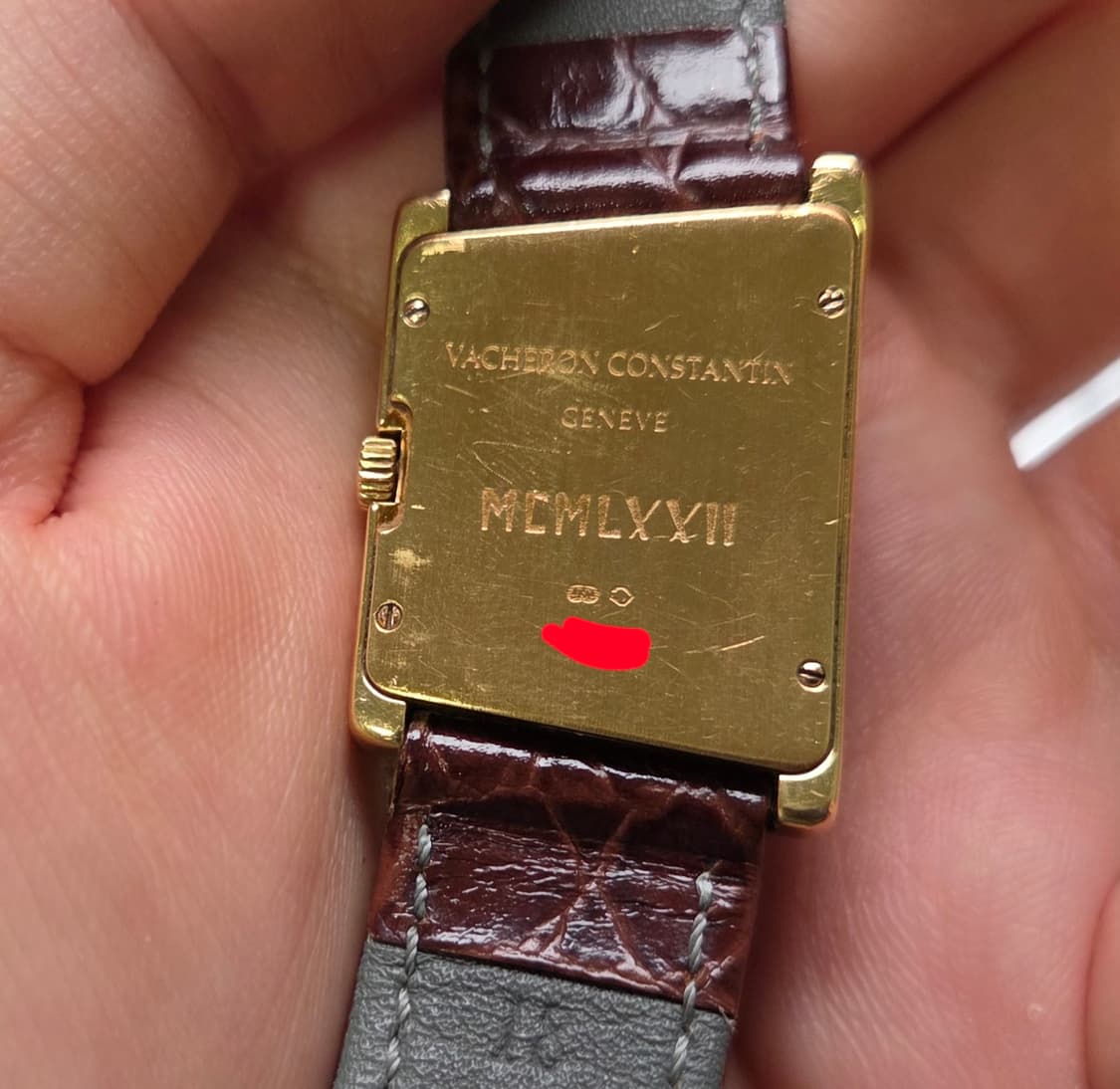 바쉐론 콘스탄틴(VC) 1972 어시메트릭 18k올금통 다이아베젤
 상품이미지6