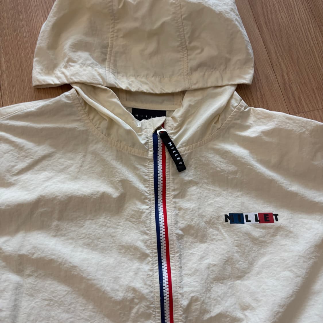 밀레 바람막이 190(105) 베이지 상품이미지3