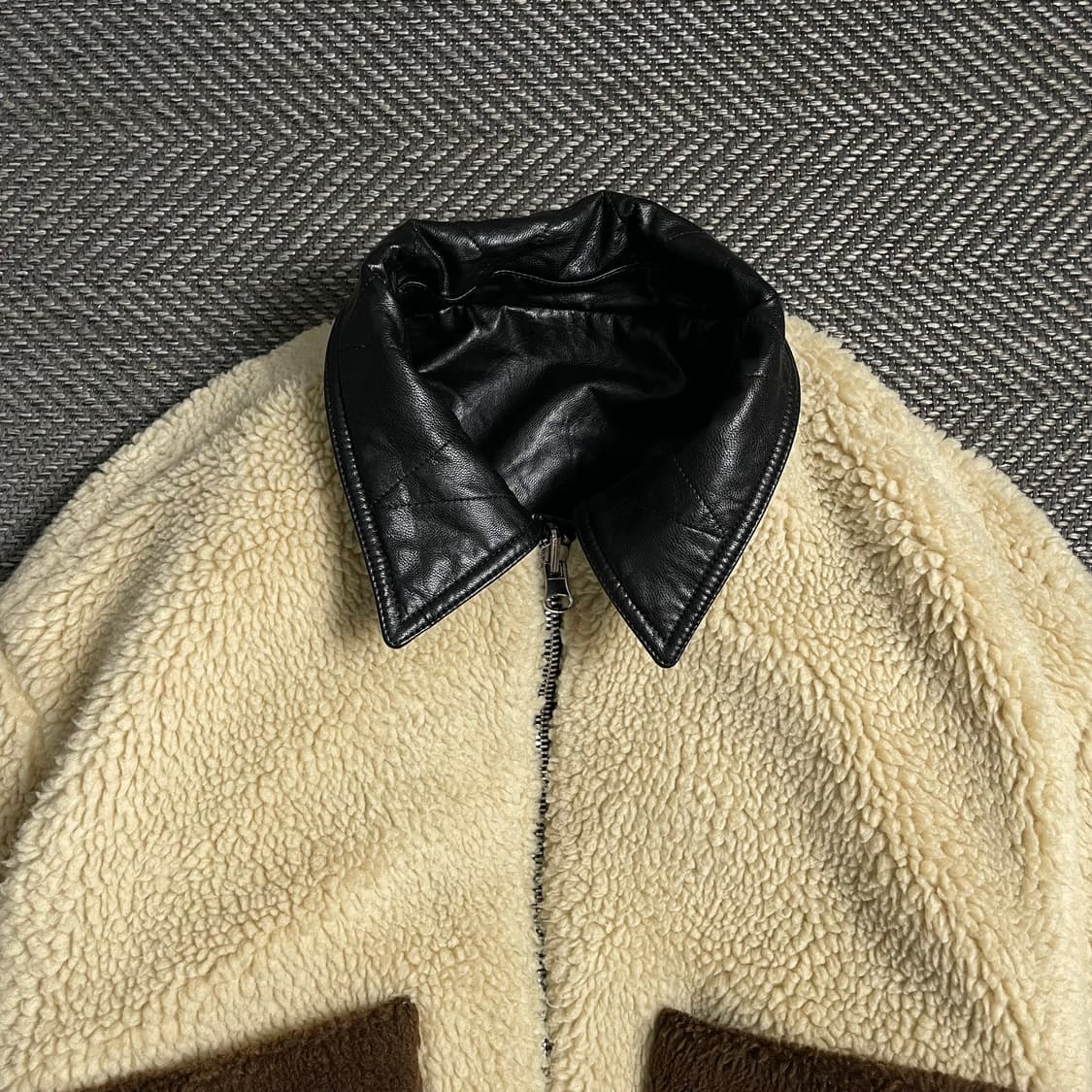 쥬시쥬디 우먼스 리버시블 가죽×플리스 크롭 쉐르파 레더자켓y 4805 상품이미지7