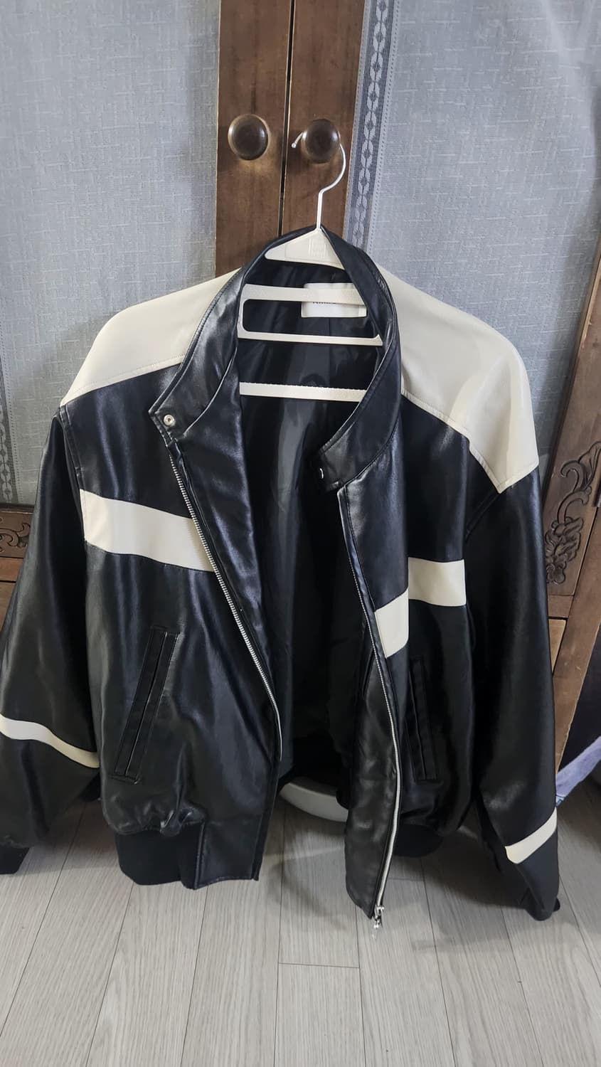 KIIMUIR 비건 래더자켓 상품이미지1