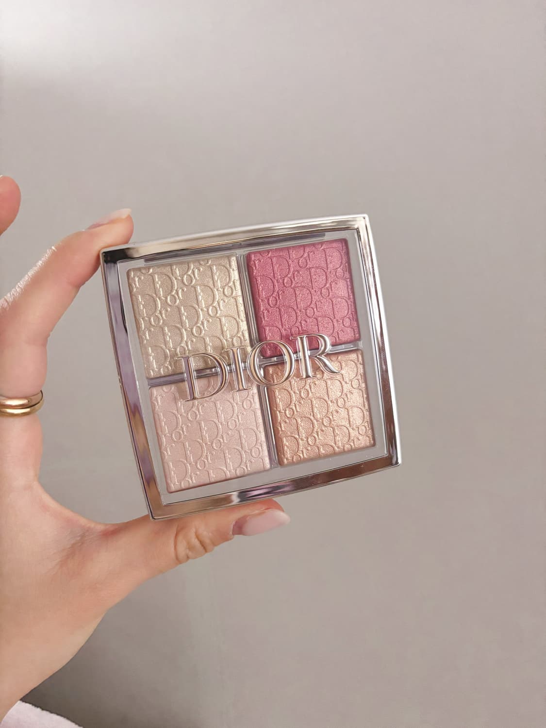 디올 백스테이지 글로우 맥시마이저 팔레트 로즈 골드 글로우 구버전 상품이미지2