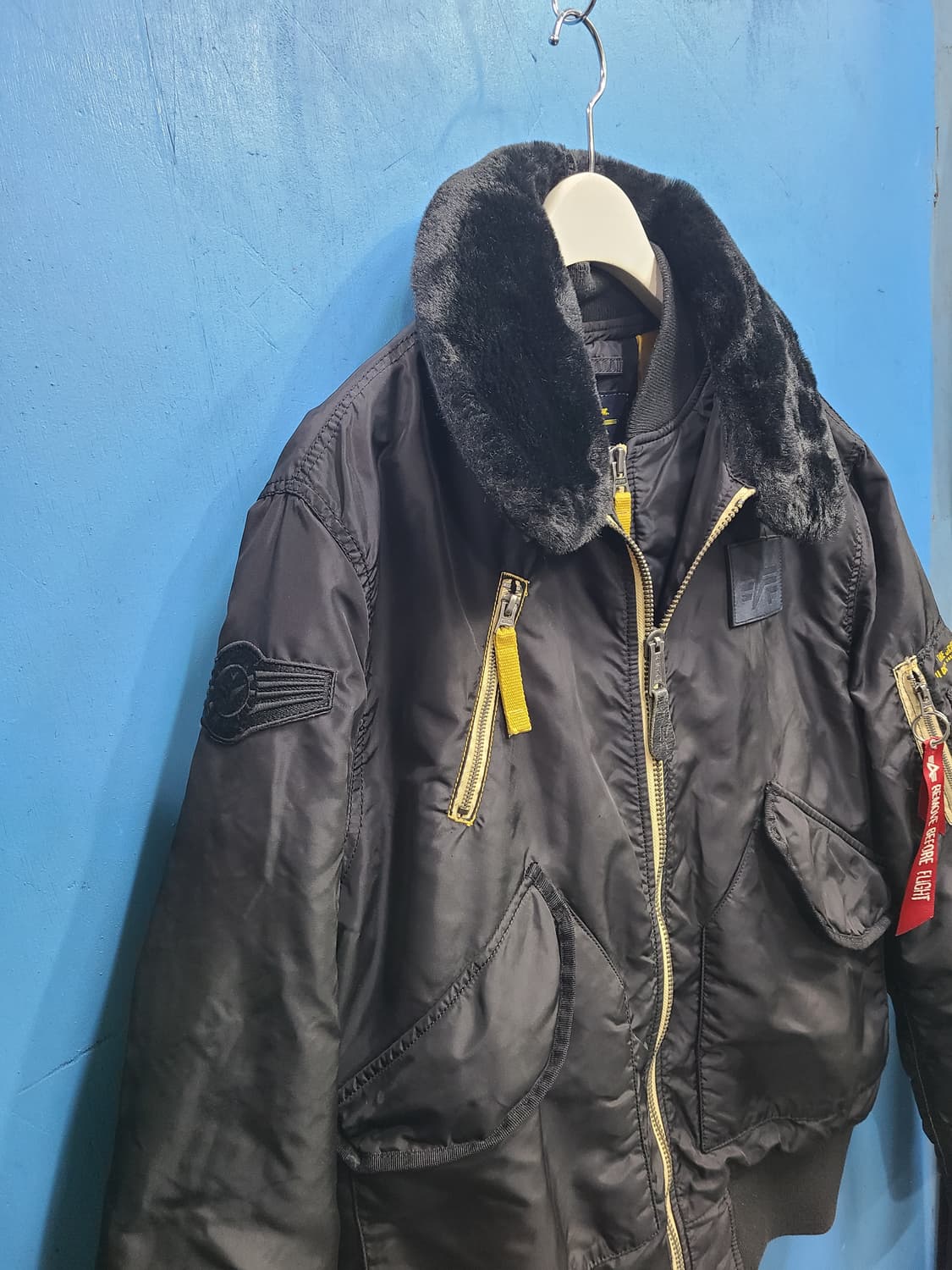 희귀 알파인더스트리 ma-1 b15  항공봄버점퍼 상품이미지3