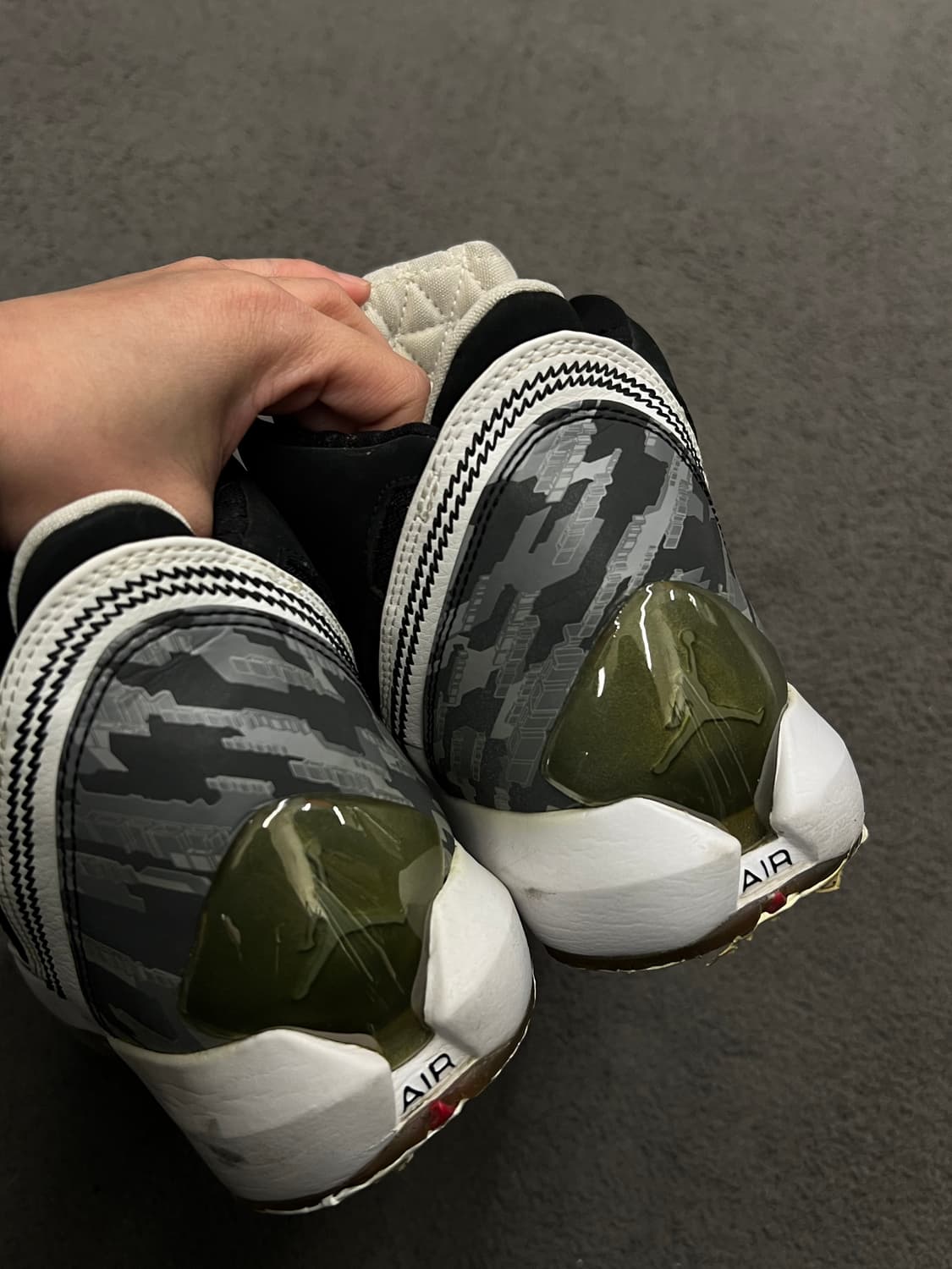 에어 조던 22 레트로 카운트다운 팩 처분  상품이미지2