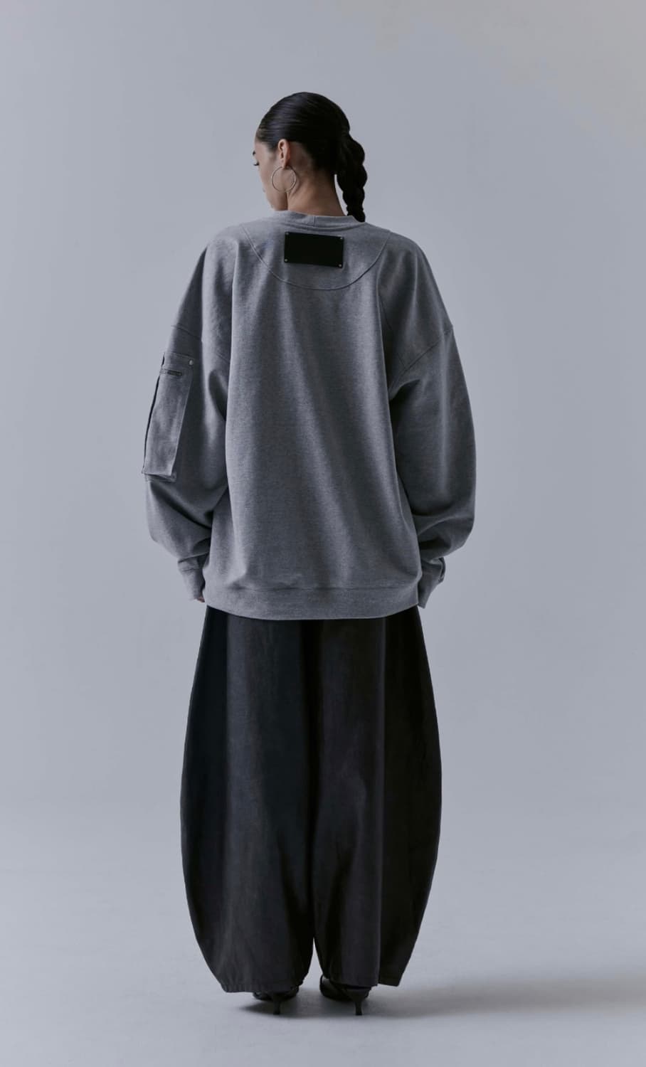 새상품) 트리밍버드 멀티 포켓 오버핏 스웻 셔츠 티셔츠 맨투맨 상품이미지4