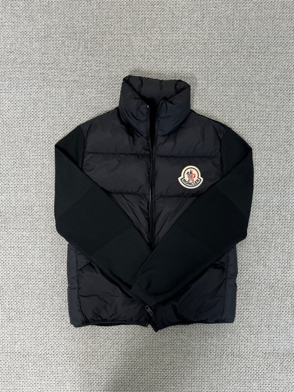 몽클레어 빅로고 니트패딩 점퍼 상품이미지1