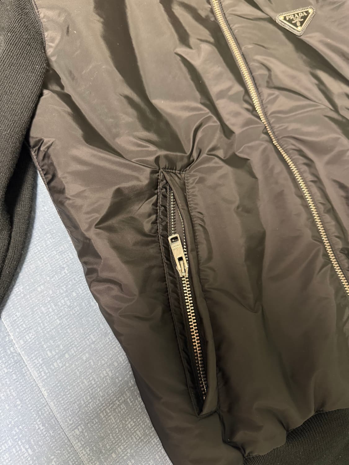 프라다 나일론 니트 집업 자켓 상품이미지6