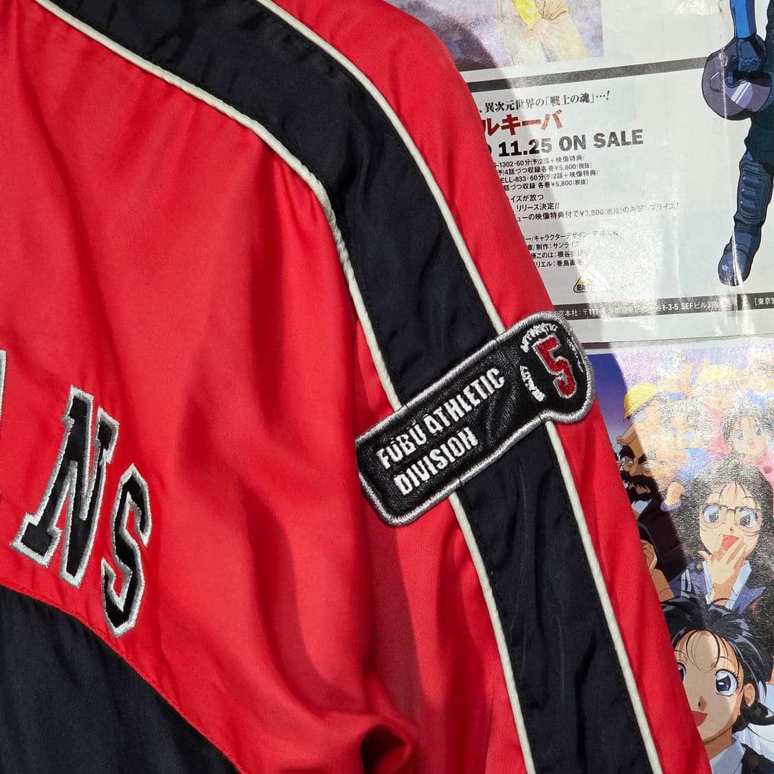 후부 올드스쿨 블랙앤레드 덕다운 레이싱 패딩 상품이미지4