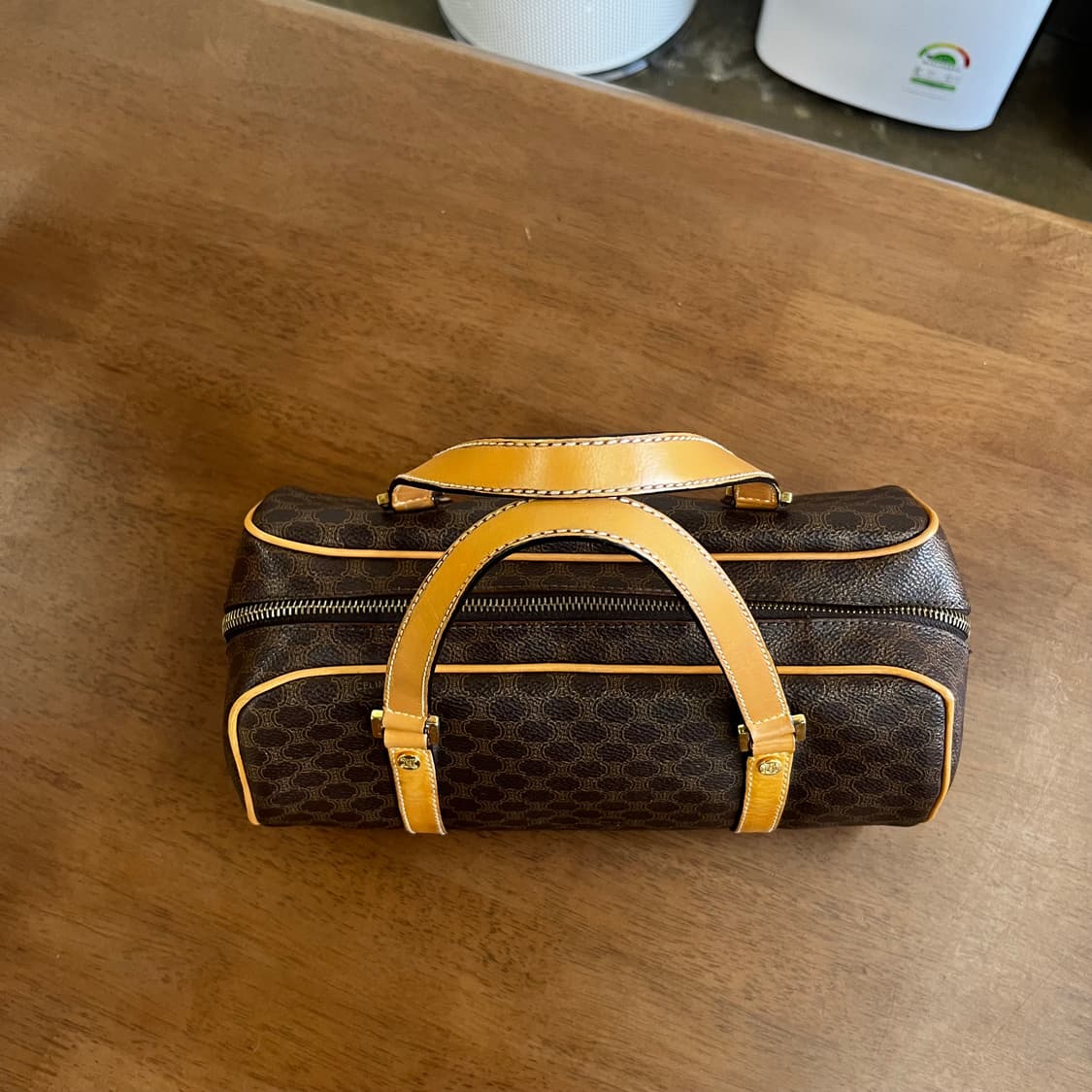 셀린느 마카담 미니 보스턴 토트백 원통백 상품이미지4