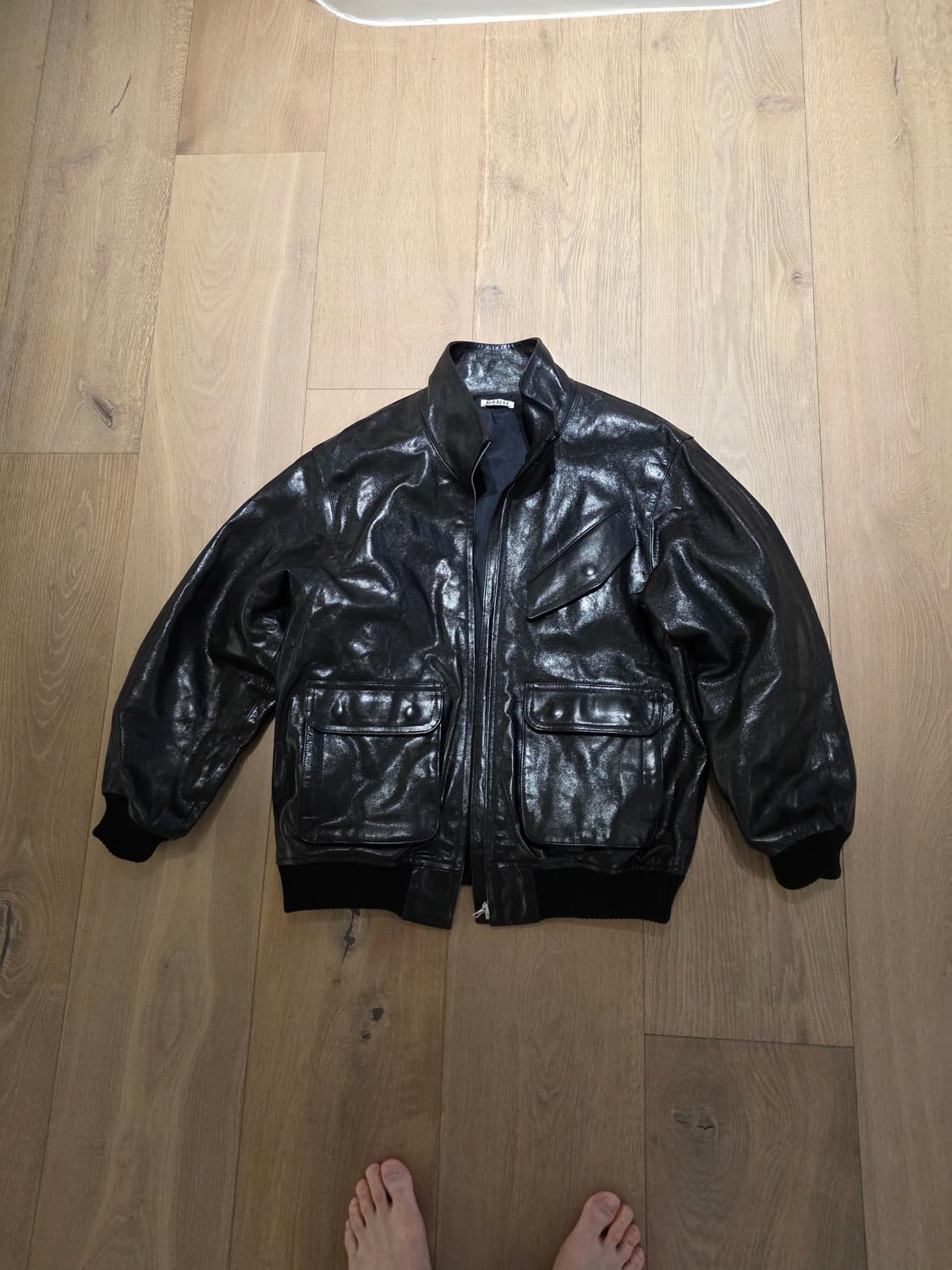 AURALEE 브랜드의 가죽 자켓입니다 사이즈 4

 상품이미지1