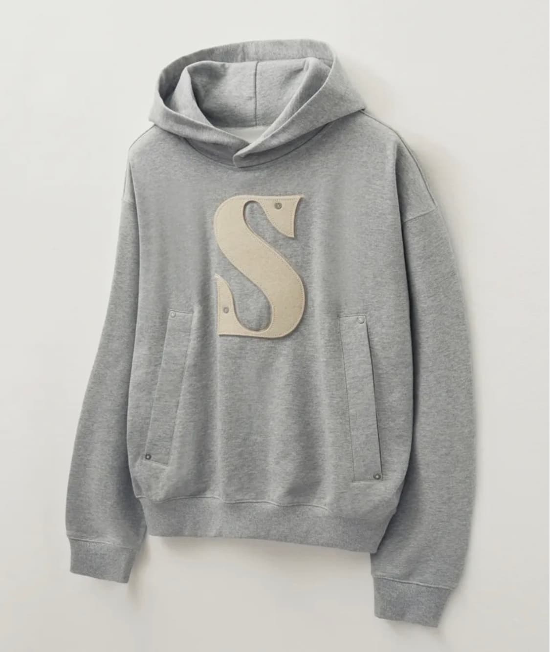 (s)세터 리벳 아플리케 포켓 로고 후드 멜란지 그레이 상품이미지1
