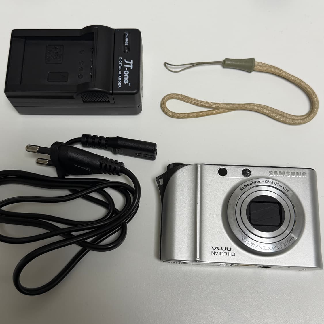 삼성 VLUU NV100 HD 빈티지 디카 상품이미지1