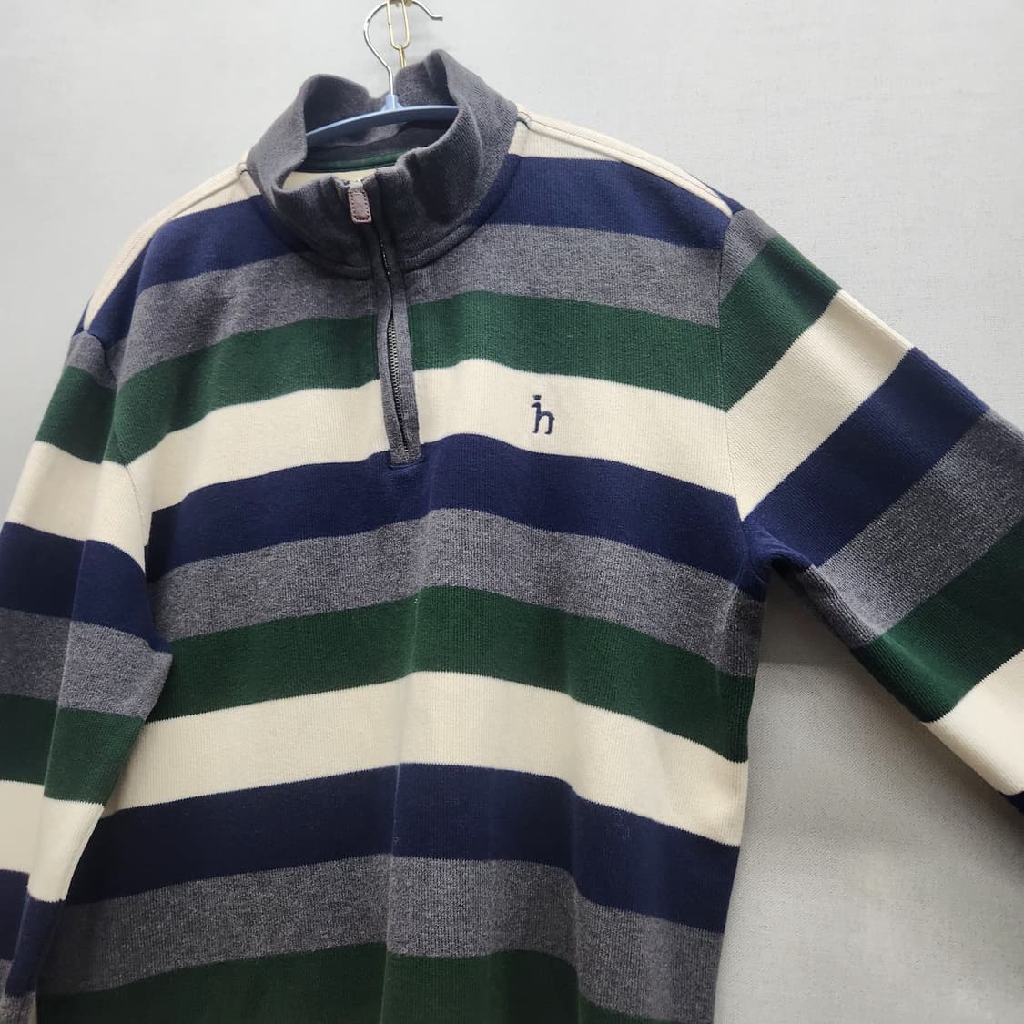 헤지스 멀티 스트라이프 반집업 니트 L 상품이미지2