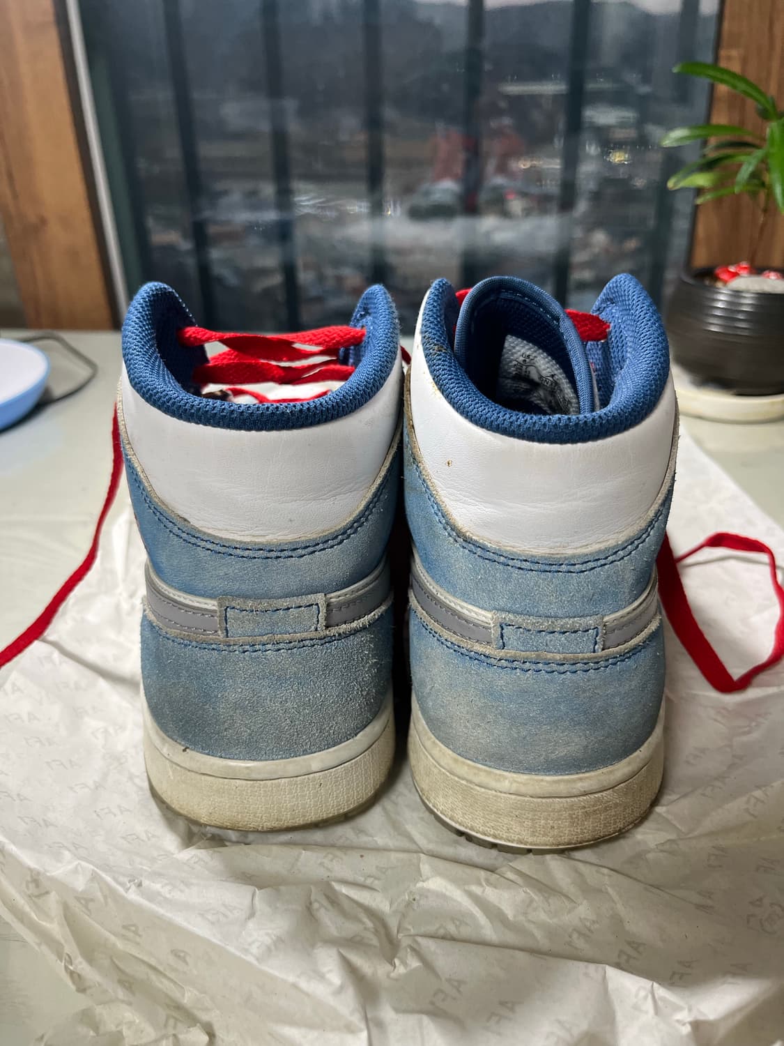 나이키 조던 1 미드 SE 프렌치 블루 파이어 레드(레드 끈교체) 260 상품이미지5