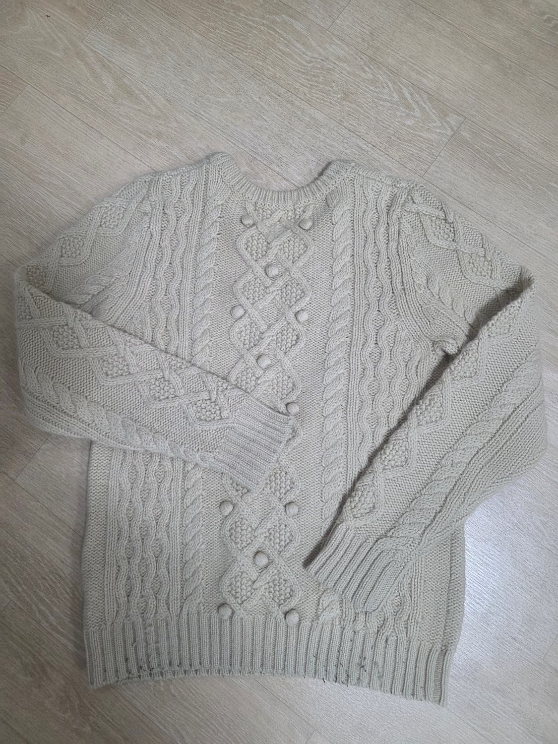 빔즈하트 라운드넥 케이블 니트 상품이미지6