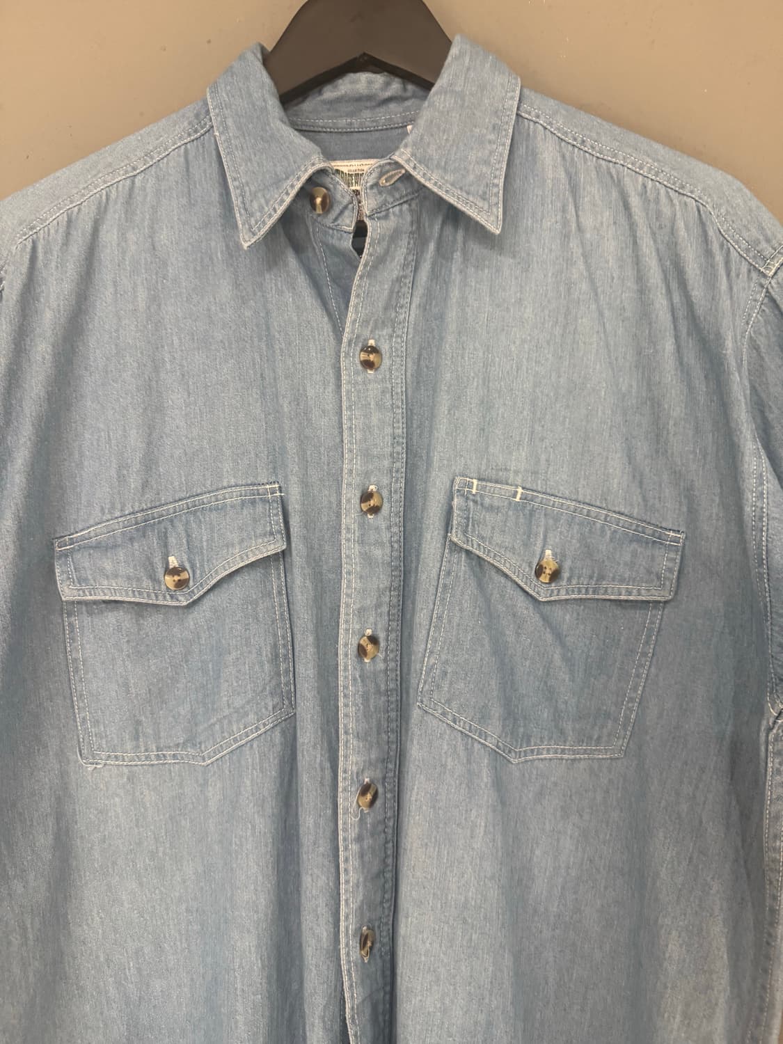 2-pocket detail denim shirt 상품이미지5
