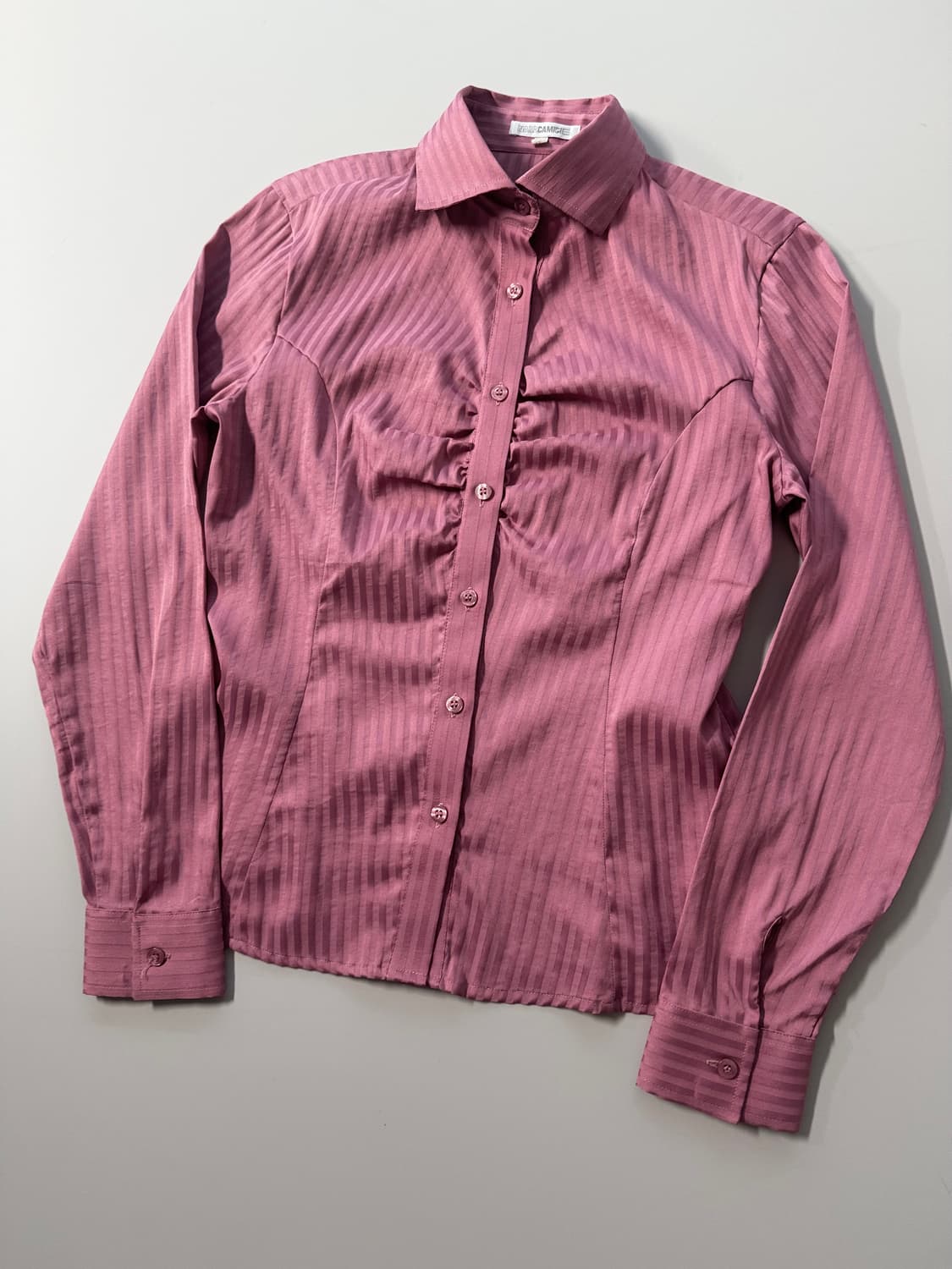 나라까미체 셔링 음각 스트라이프 패턴 셔츠 상품이미지5