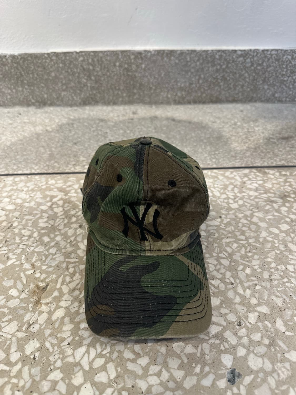 New era x this is never that camo cap 상품이미지1