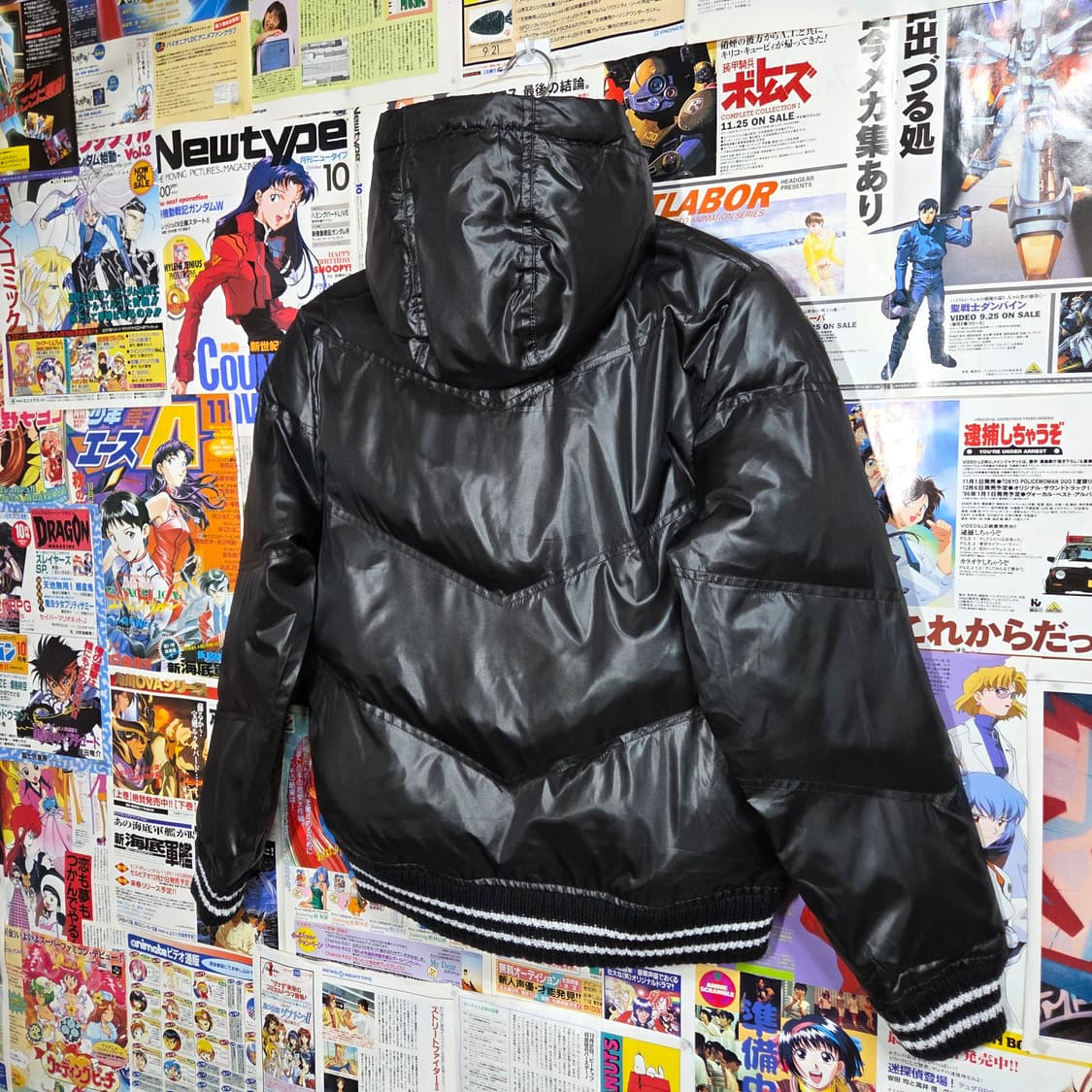 JPN 컨버스 유광 블랙 후드 패딩 점퍼 상품이미지5