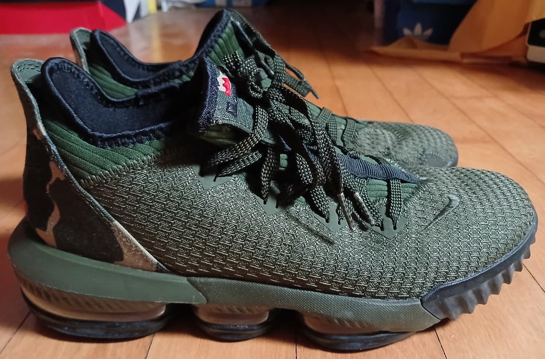 나이키 르브론16 로우 카모 275 상품이미지3