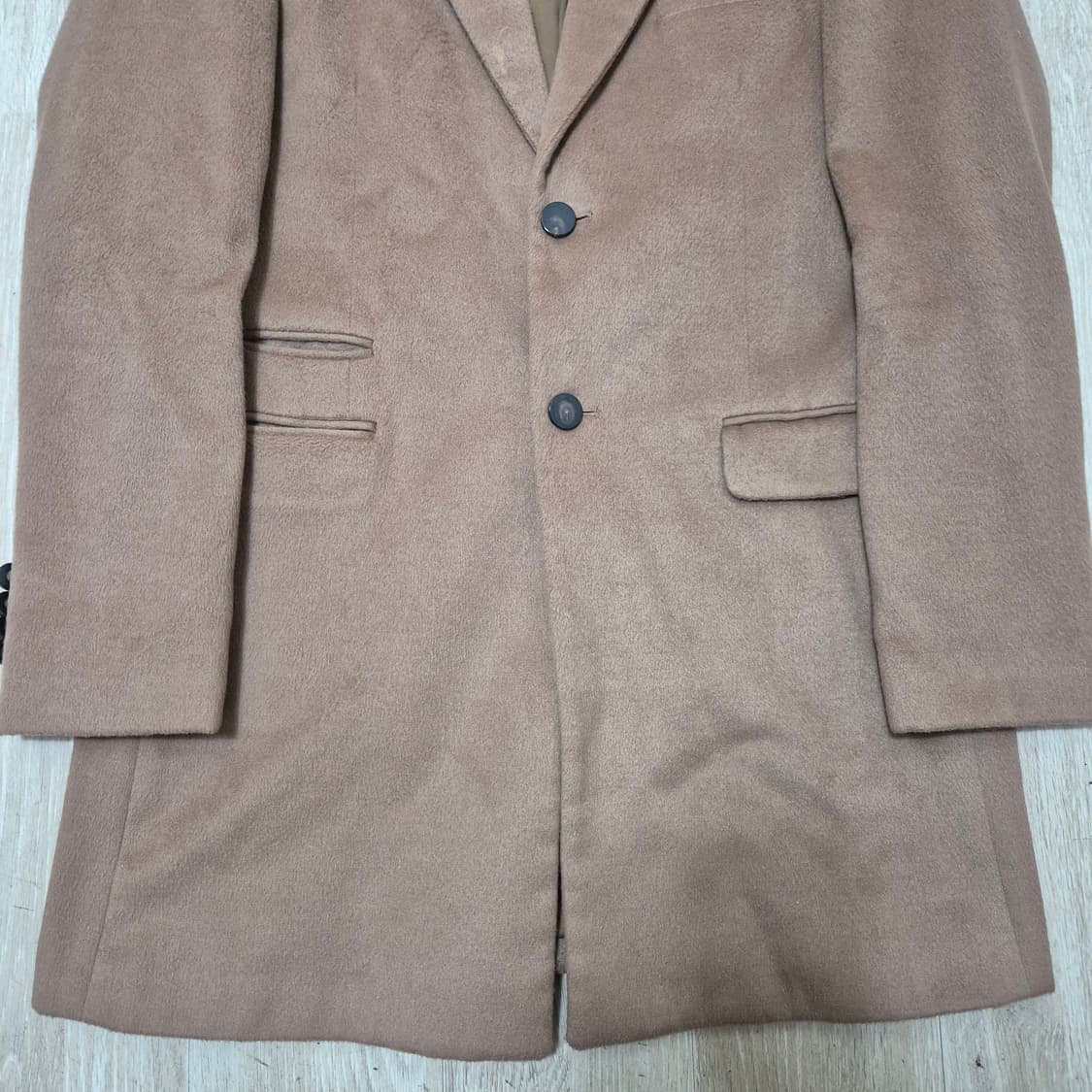 ELVANDRESS 엘반드레스 남성 싱글 체스터 코트 상품이미지3