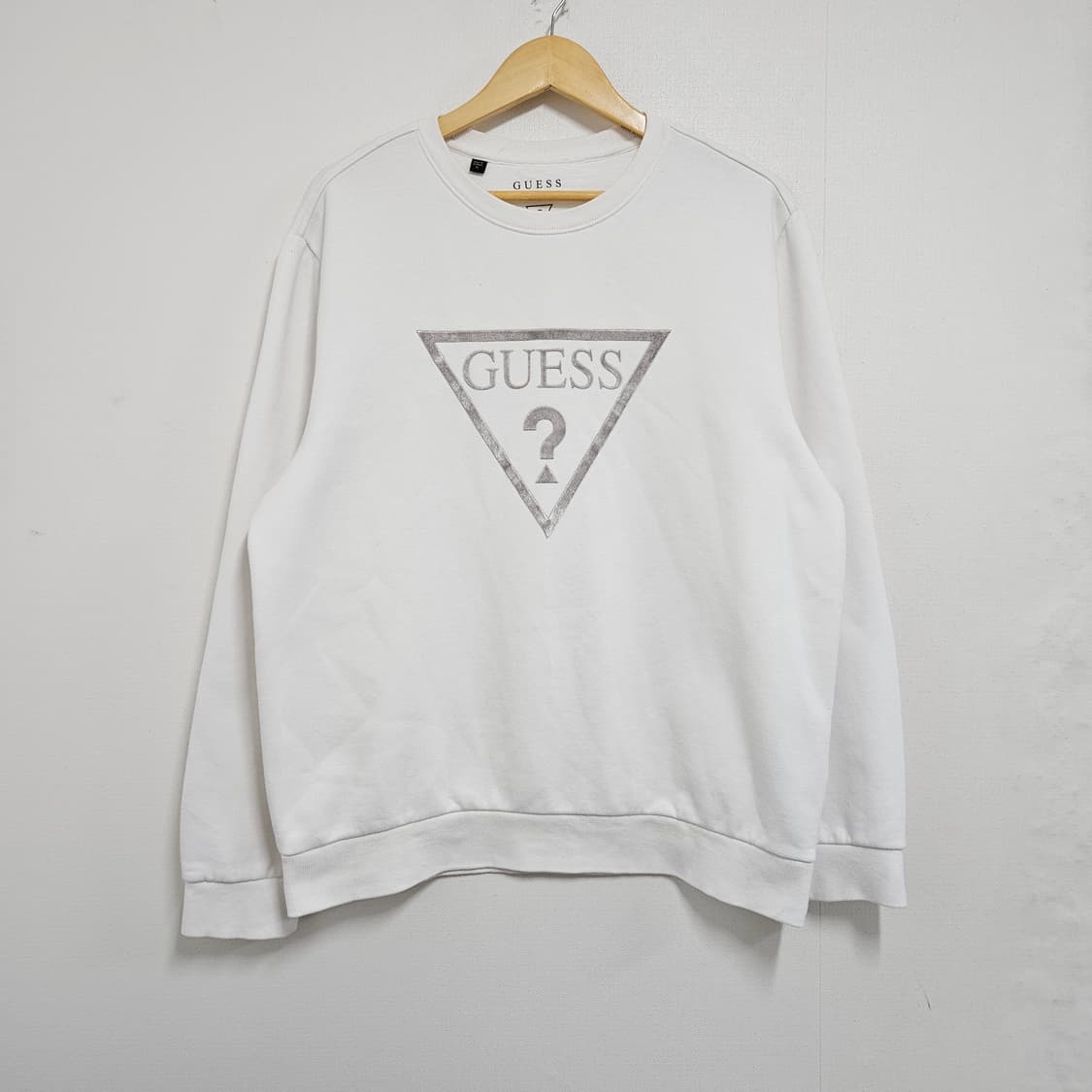 XL 게스 GUESS 화이트 기모 맨투맨 상품이미지2