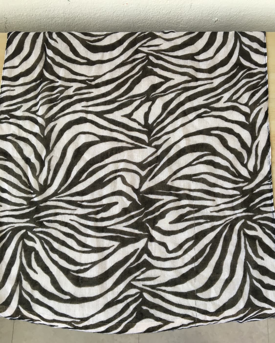  zebra pattern scarf 상품이미지3