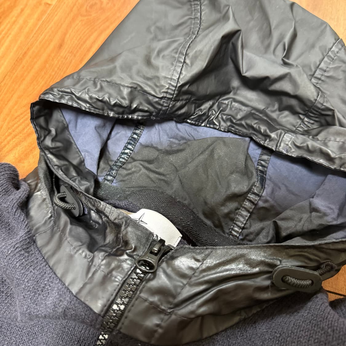 [L] 스톤아일랜드 나일론 니트 후드집업 상품이미지2