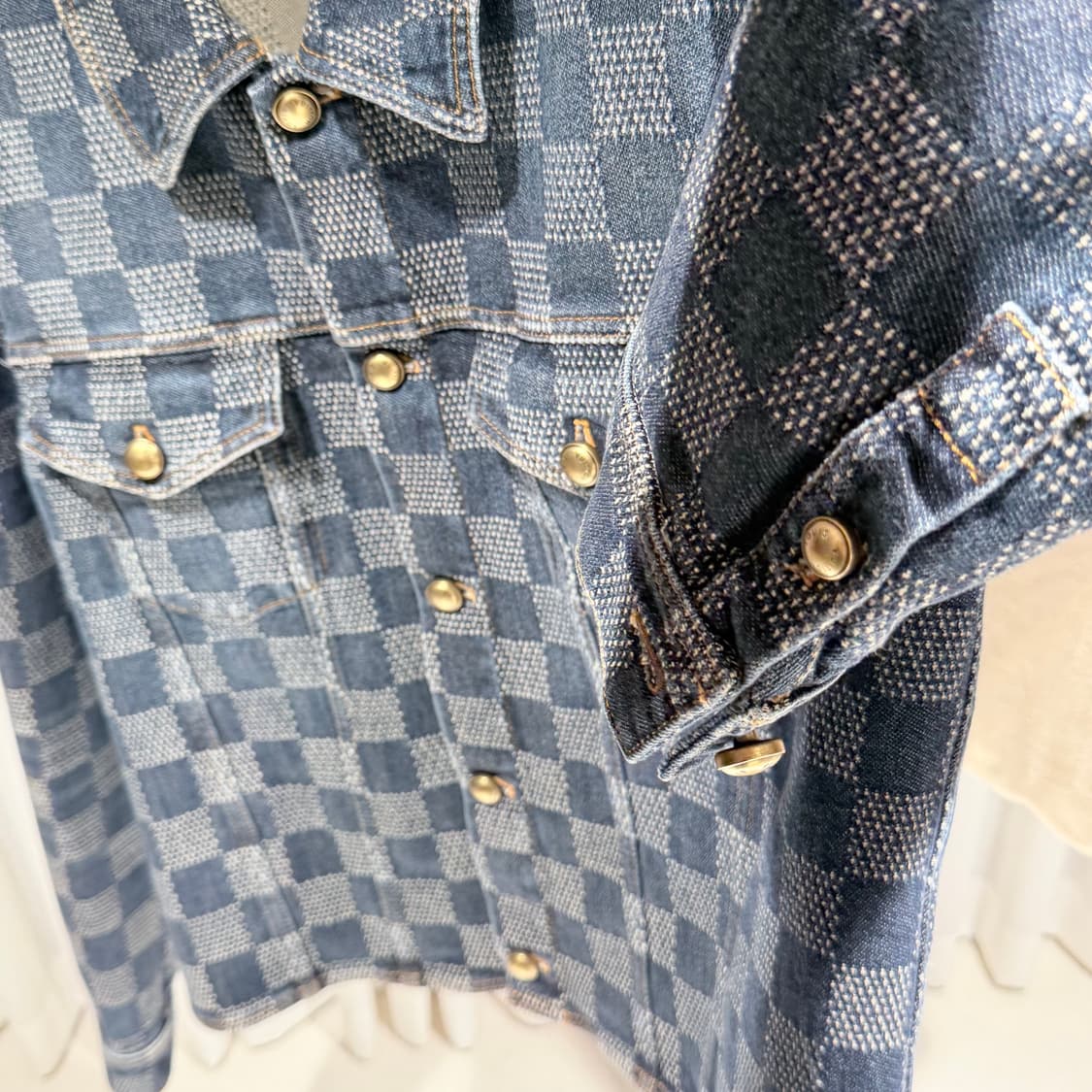 (S/50) / 26년도 신형 루이비통 다미에 데님 셔츠 자켓 상품이미지3