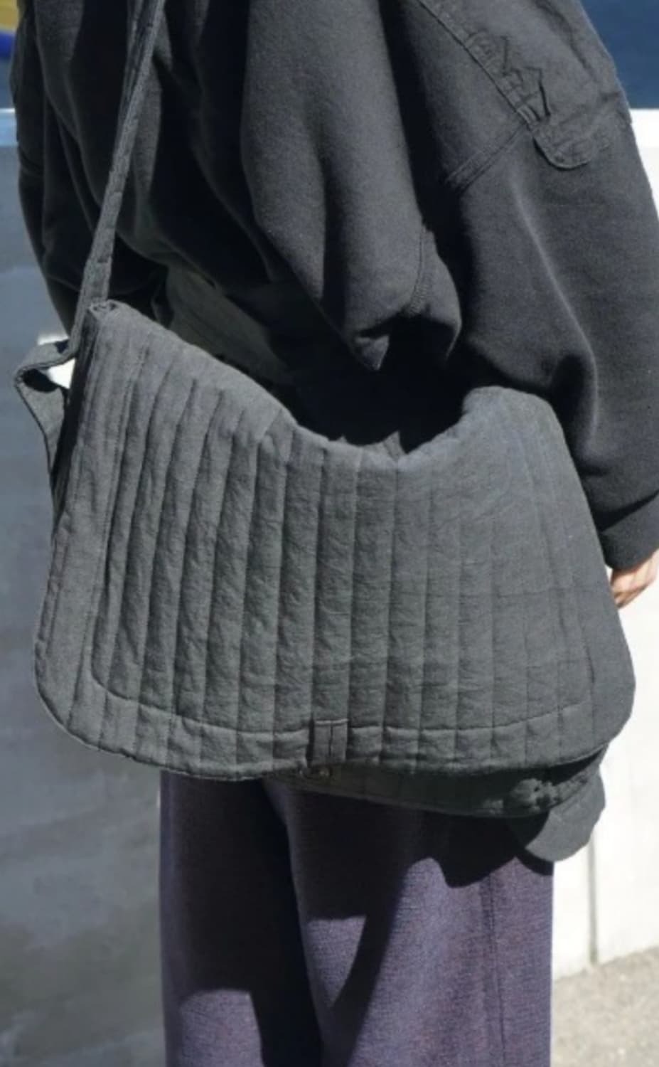 얀얀반아쉐 퀄팅 메신저 백 상품이미지2