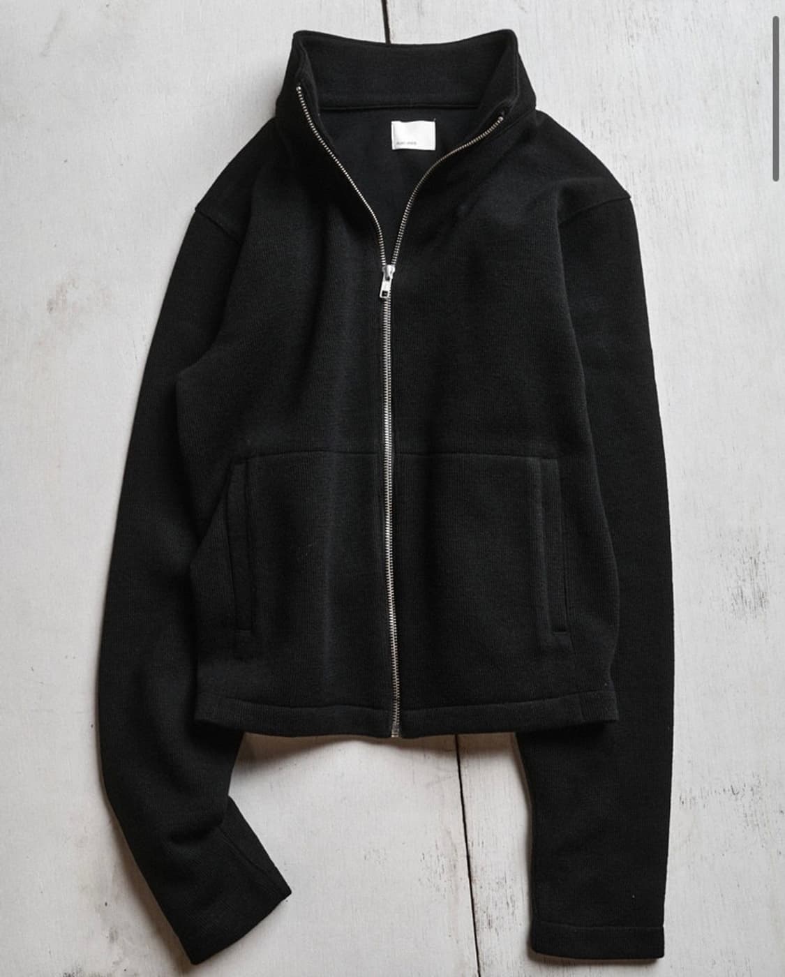 Textuerd High Neck Zip - Black 모노프리베 상품이미지1