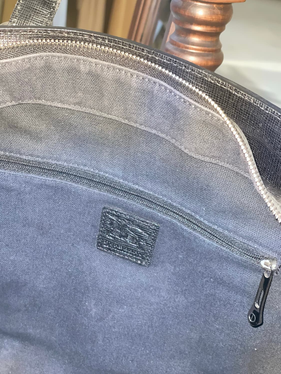 [정품/빈티지] 버버리(Burberry) 자수 로고 캔버스 레더 토트백 상품이미지7