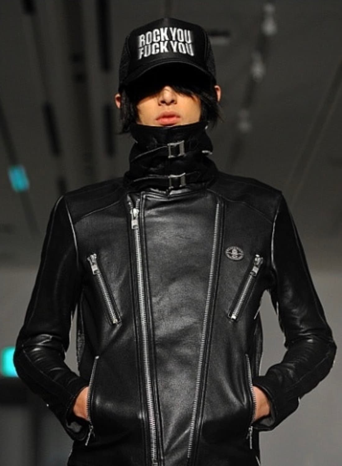 블랙키스트 by DIAFVINE 디아프바인 카우하이드 소가죽 하이넥 레더 상품이미지3