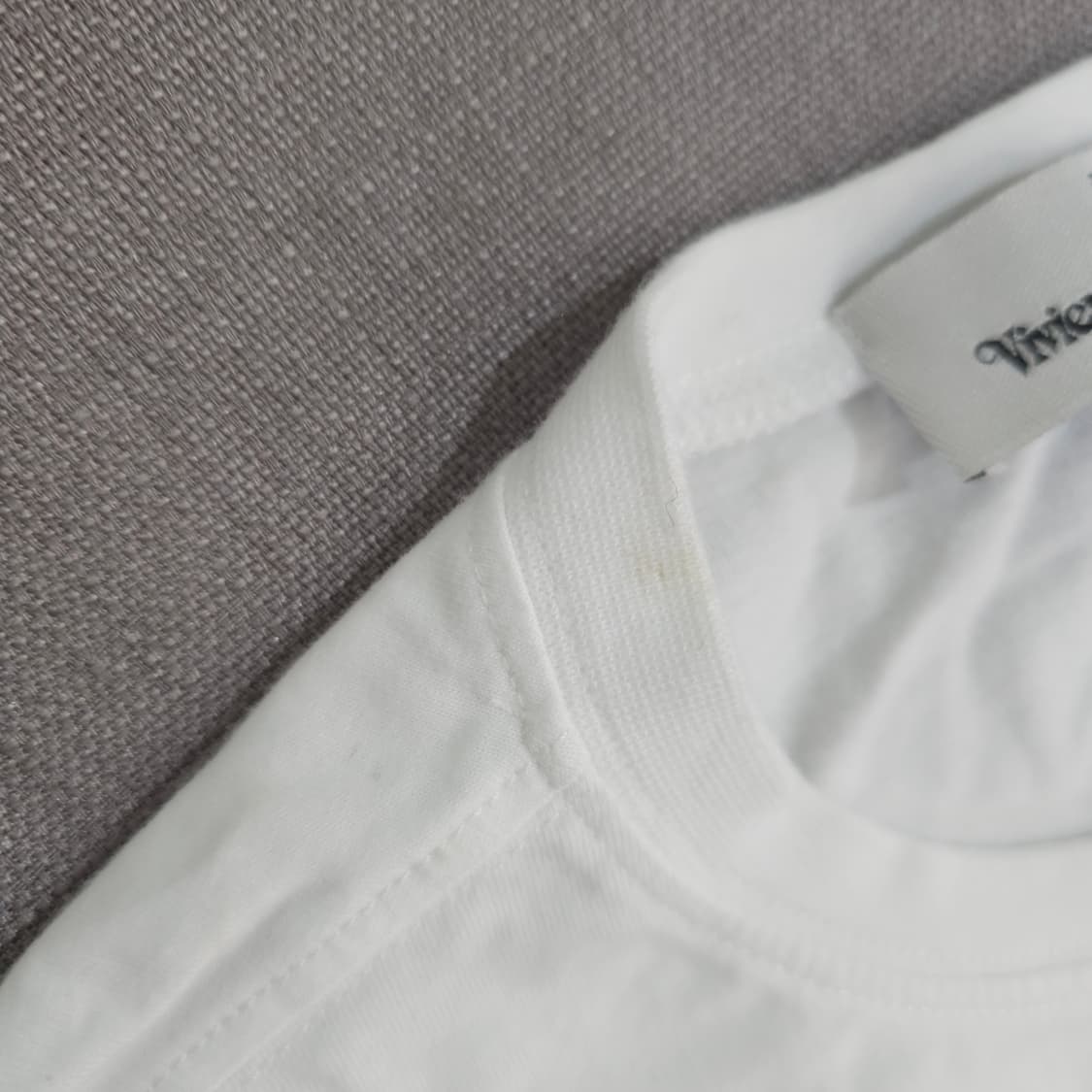 비비안웨스트우드 스몰로고 흰 반팔티 상품이미지7