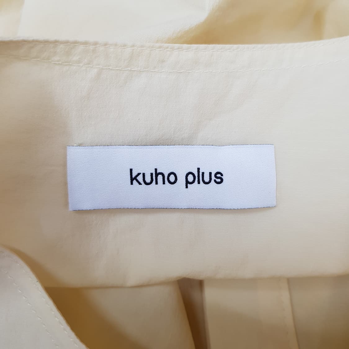 구호플러스 라운드넥 버튼 포인트 블라우스 M사이즈 상품이미지6