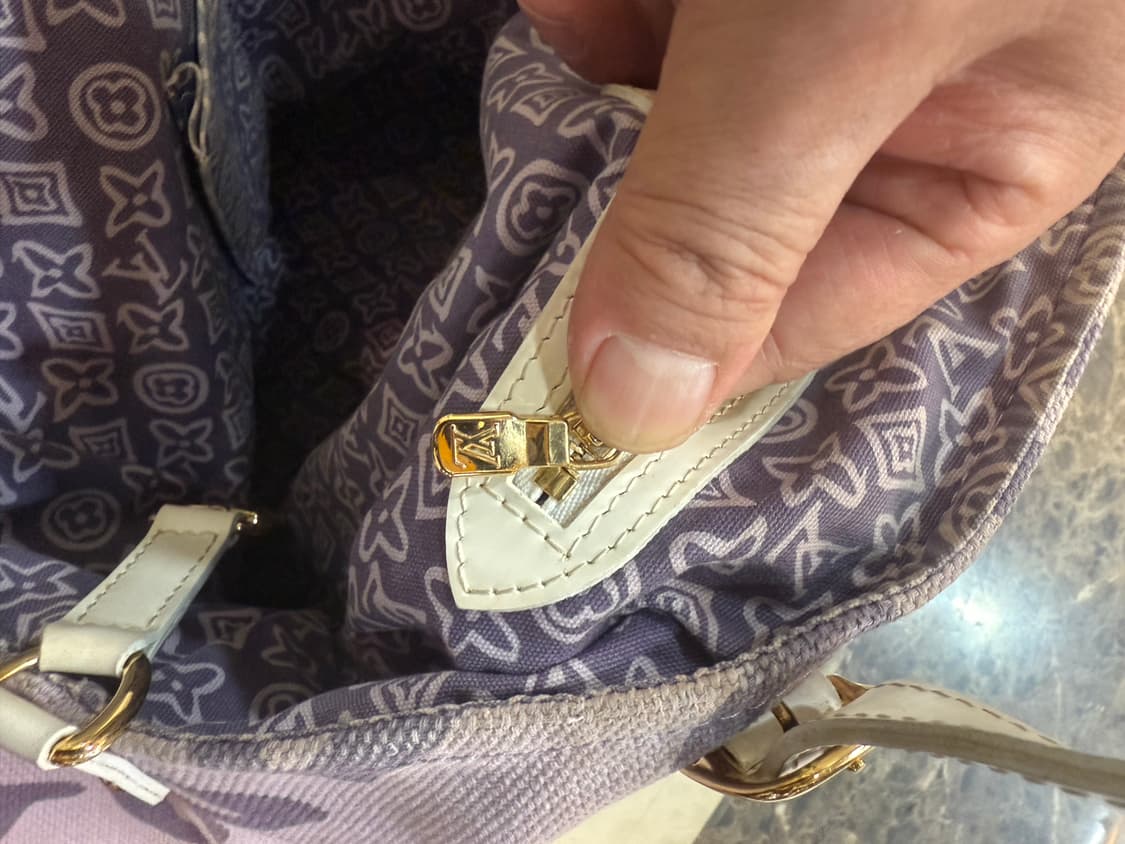 정품 루이비통 타이티엔드 카바스 숄더백 팝니다 상품이미지9