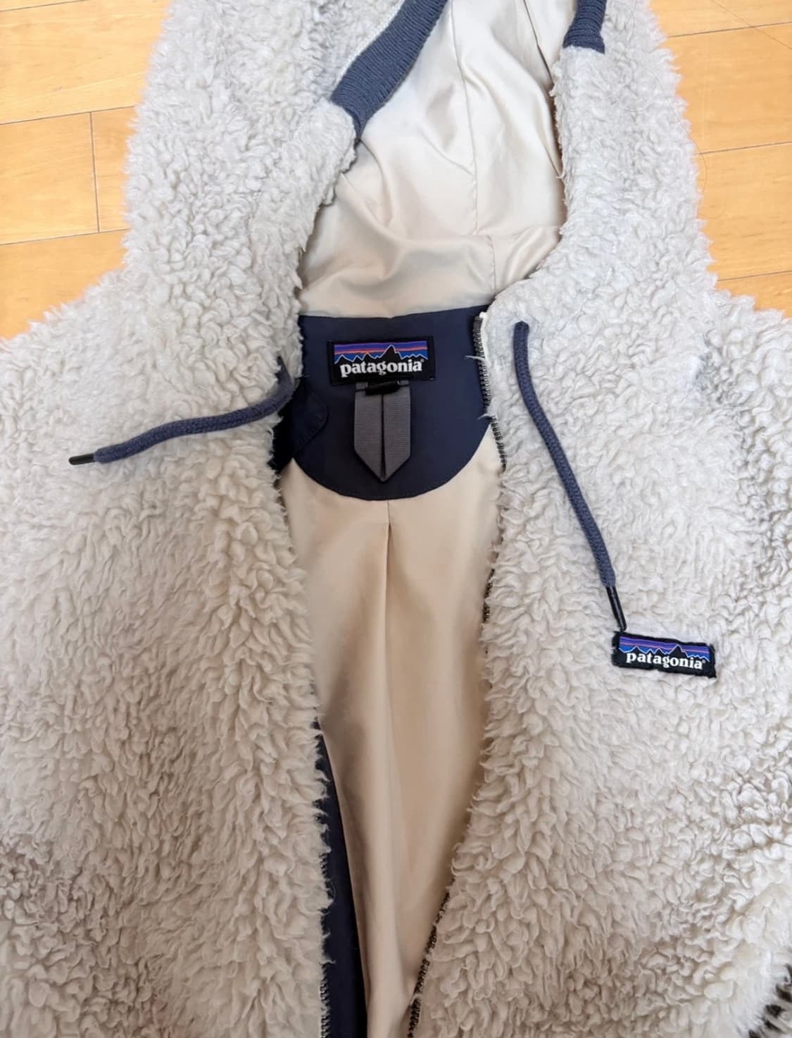 파타고니아 후드 롱 플리스 상품이미지3