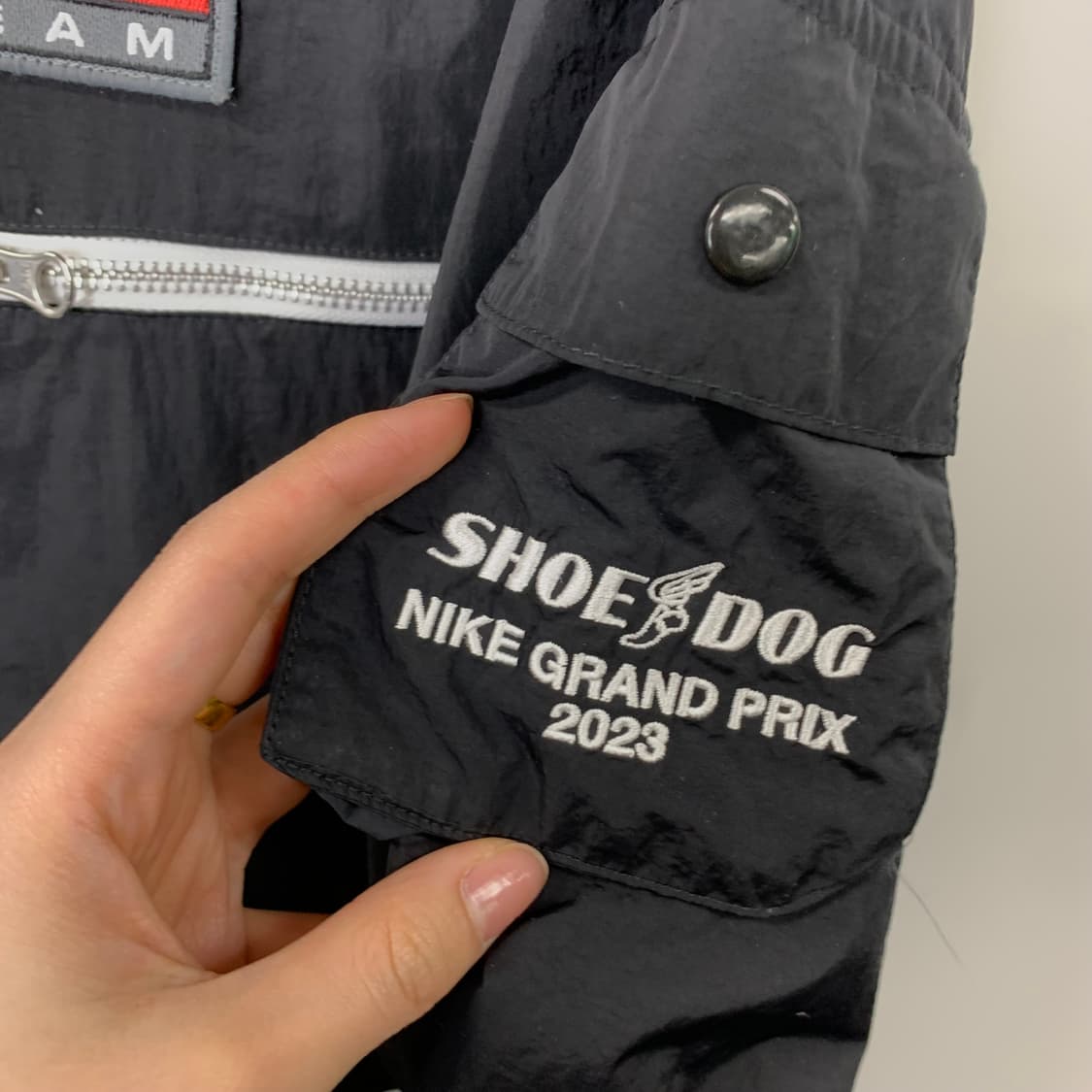 나이키 빅스우시 팀 블랙 바람막이 상품이미지6