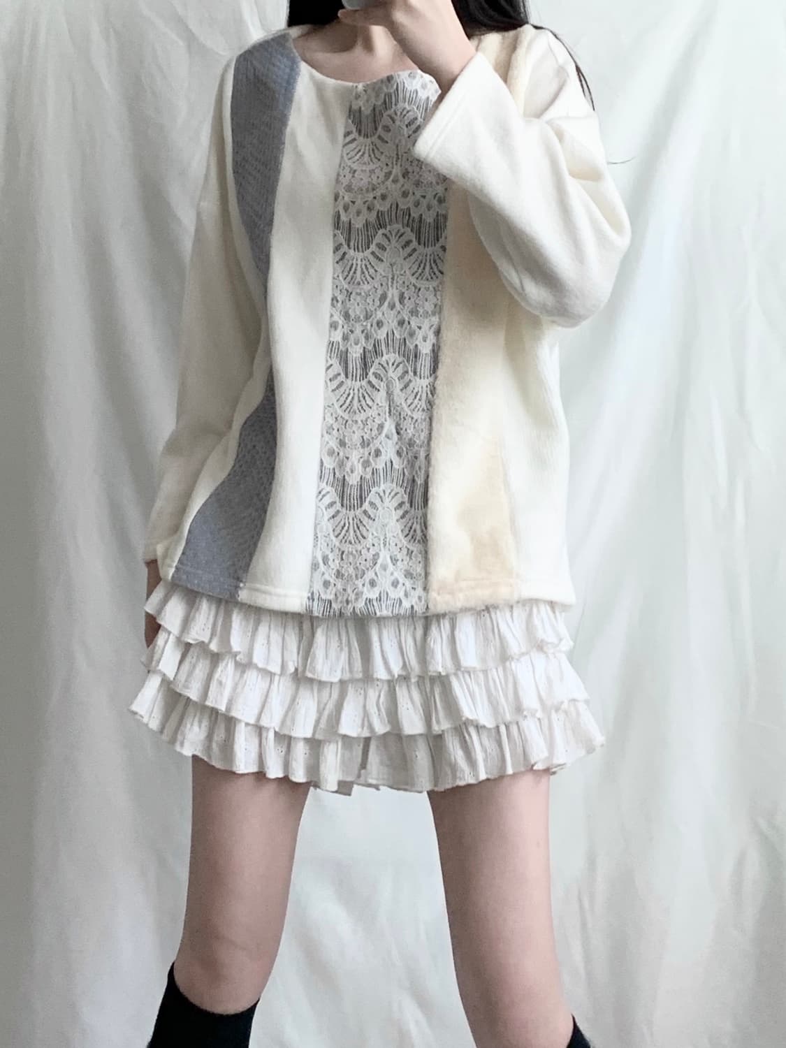 블루 레이스패치 엔틱풍 니트 상품이미지1