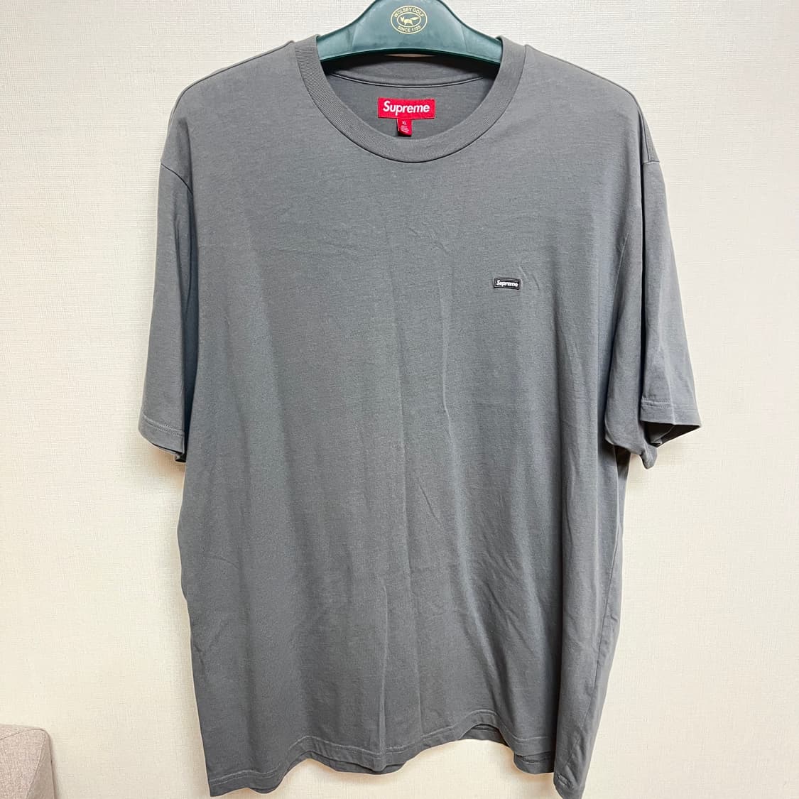 (XL) 슈프림 스몰 박스 로고 반팔 다크 그레이 상품이미지1