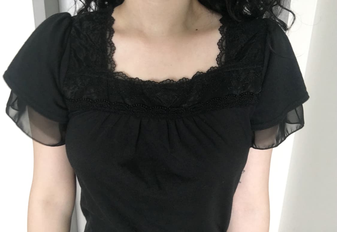 sheer sleeve lace square top 상품이미지2